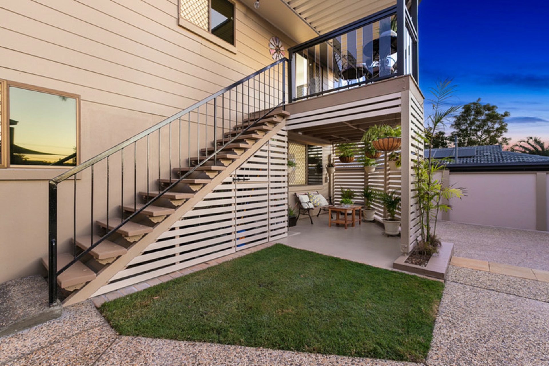 2 Lindon Street, BIRKDALE