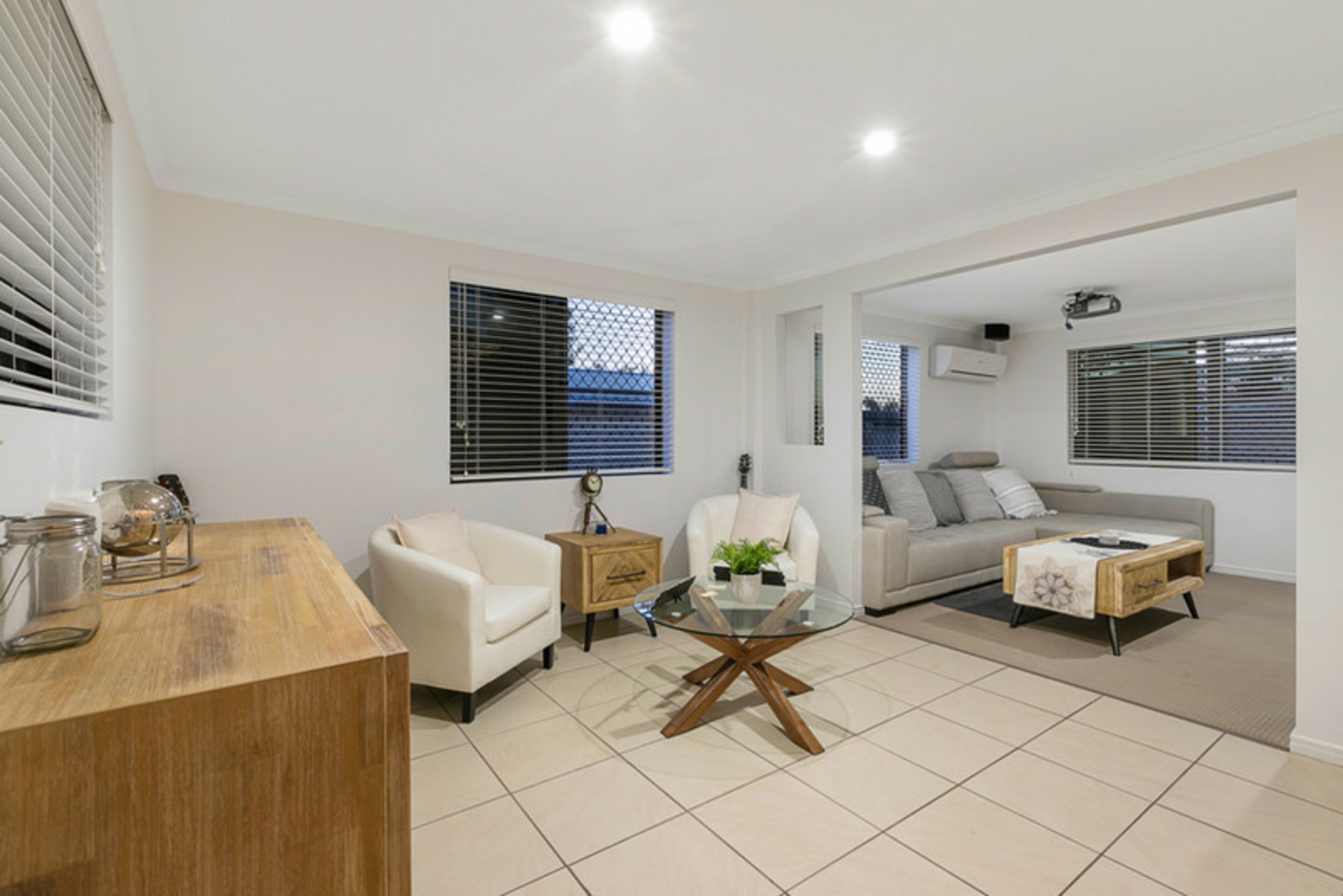 2 Lindon Street, BIRKDALE