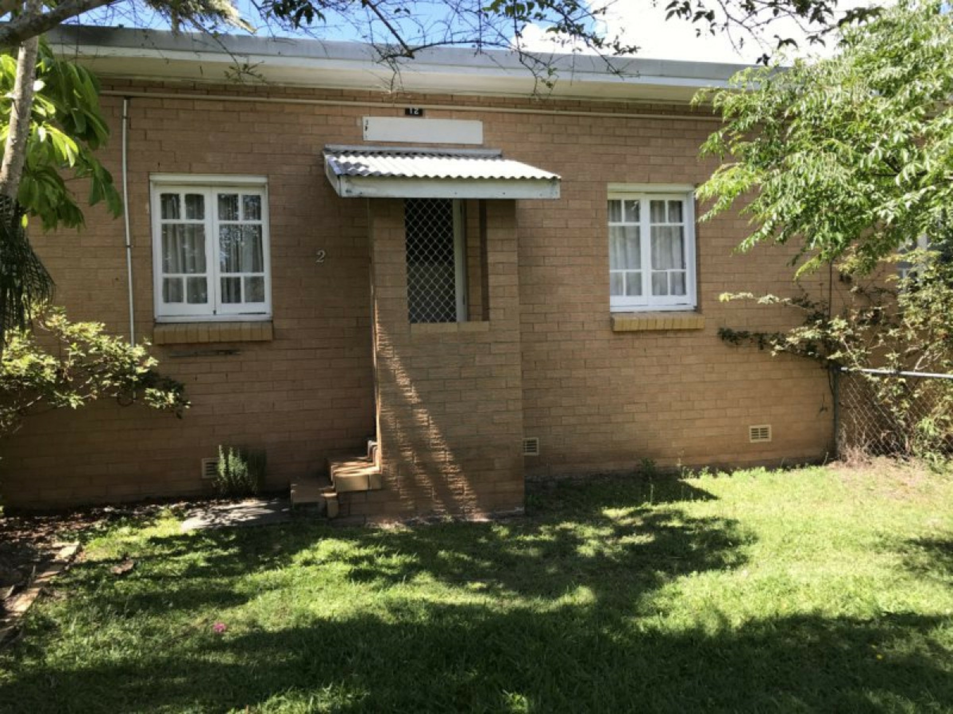2/12 Pittwin Road, CAPALABA