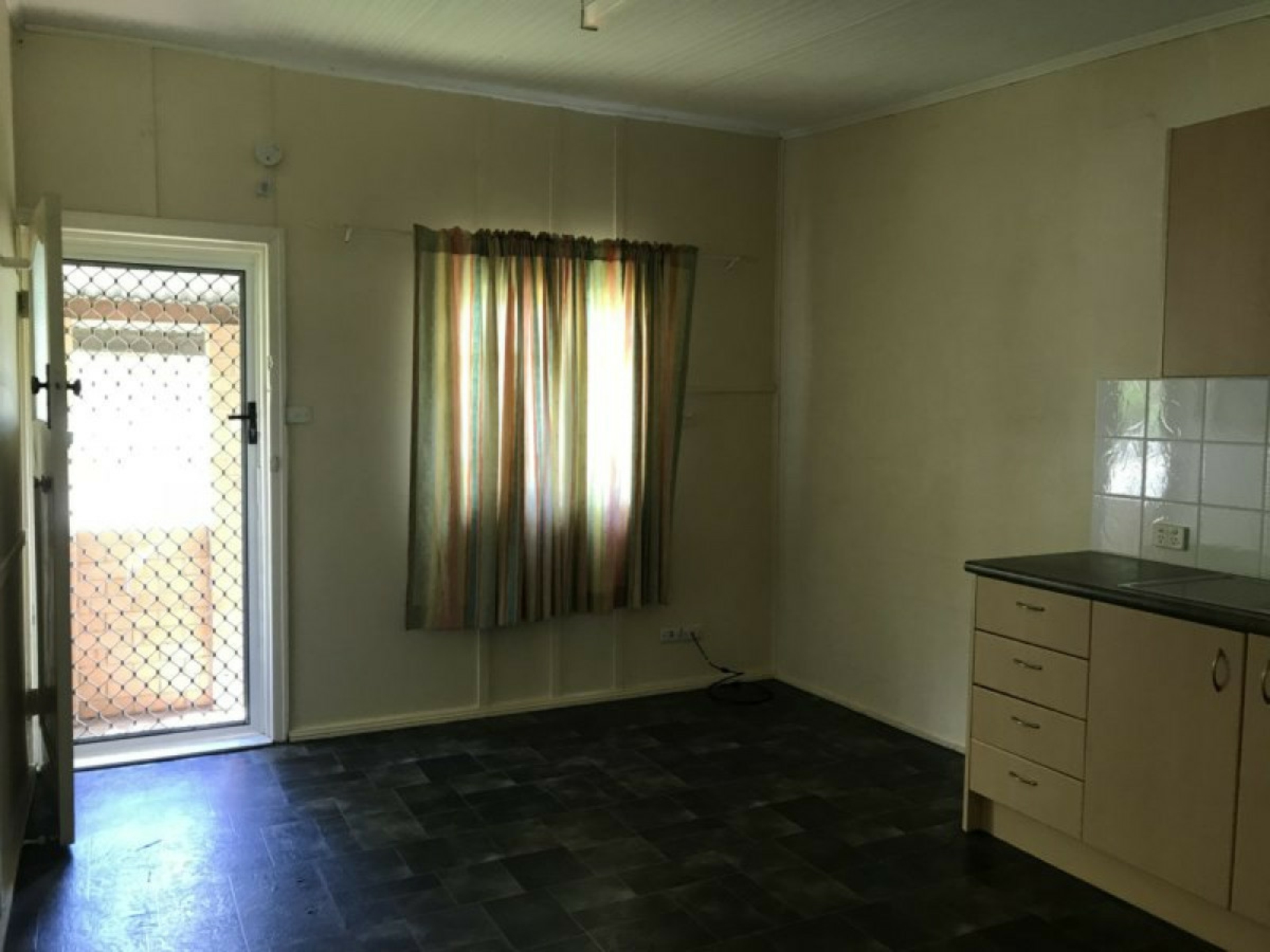 2/12 Pittwin Road, CAPALABA