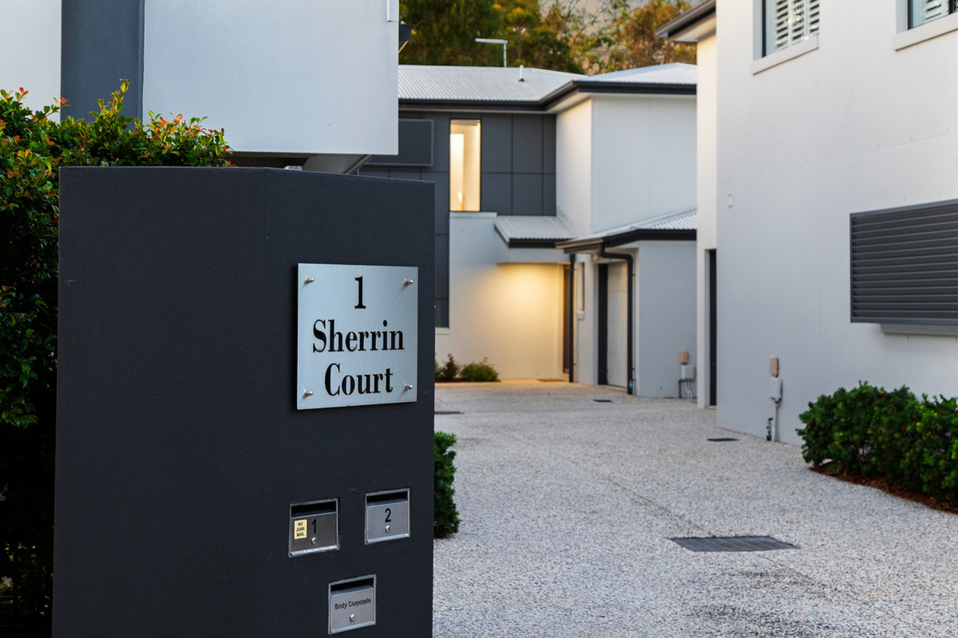 3/1 Sherrin Court, CLEVELAND