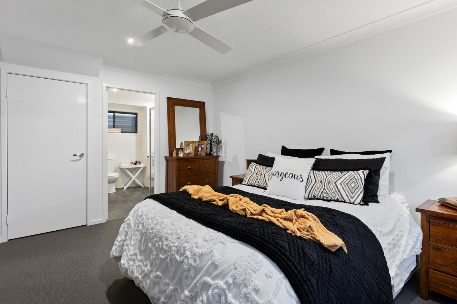 3/1 Sherrin Court, CLEVELAND