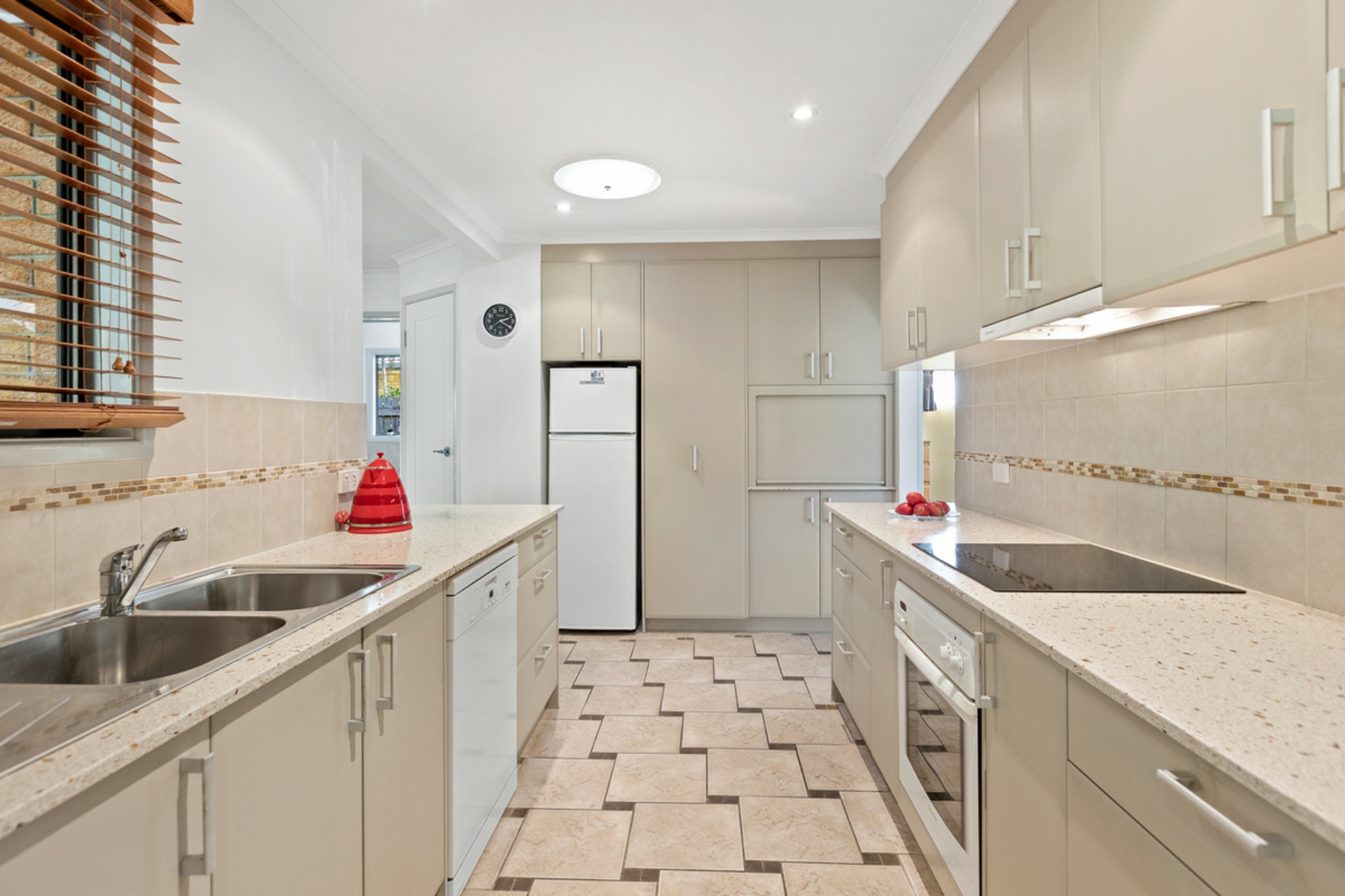 7 Norham Court, CARINDALE