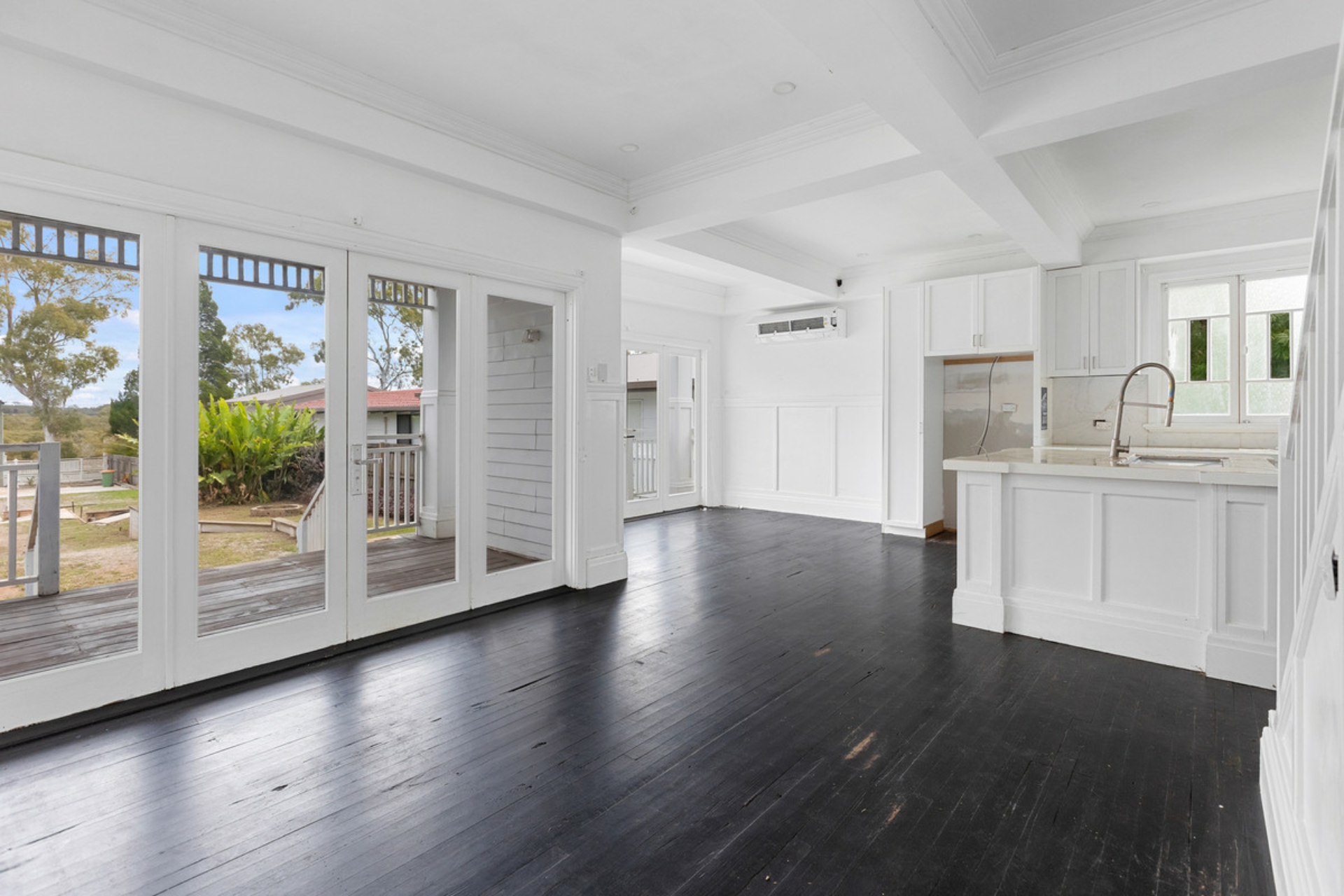 58 Queens Esplanade, THORNESIDE