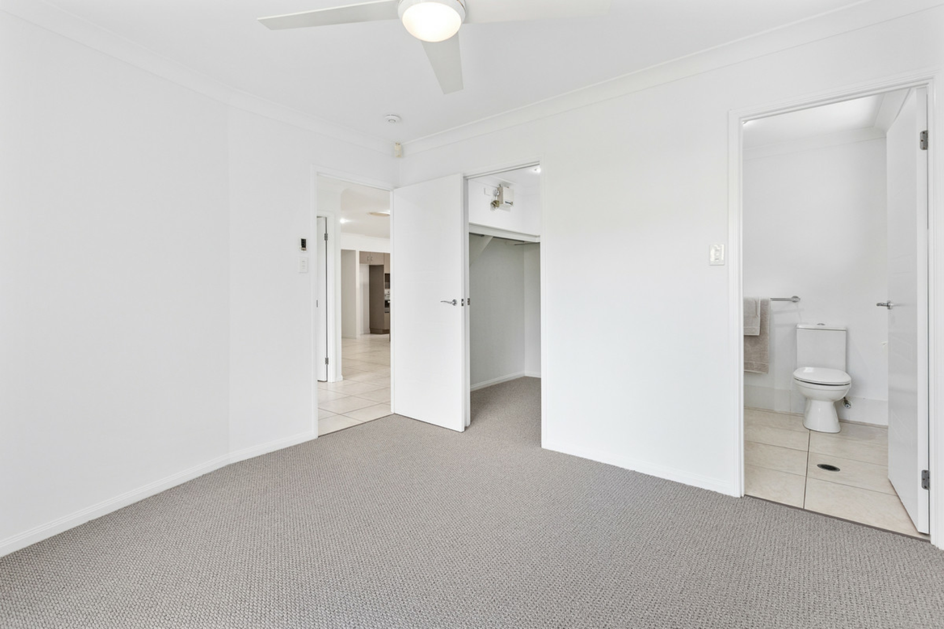 2/118 Beach Street, CLEVELAND