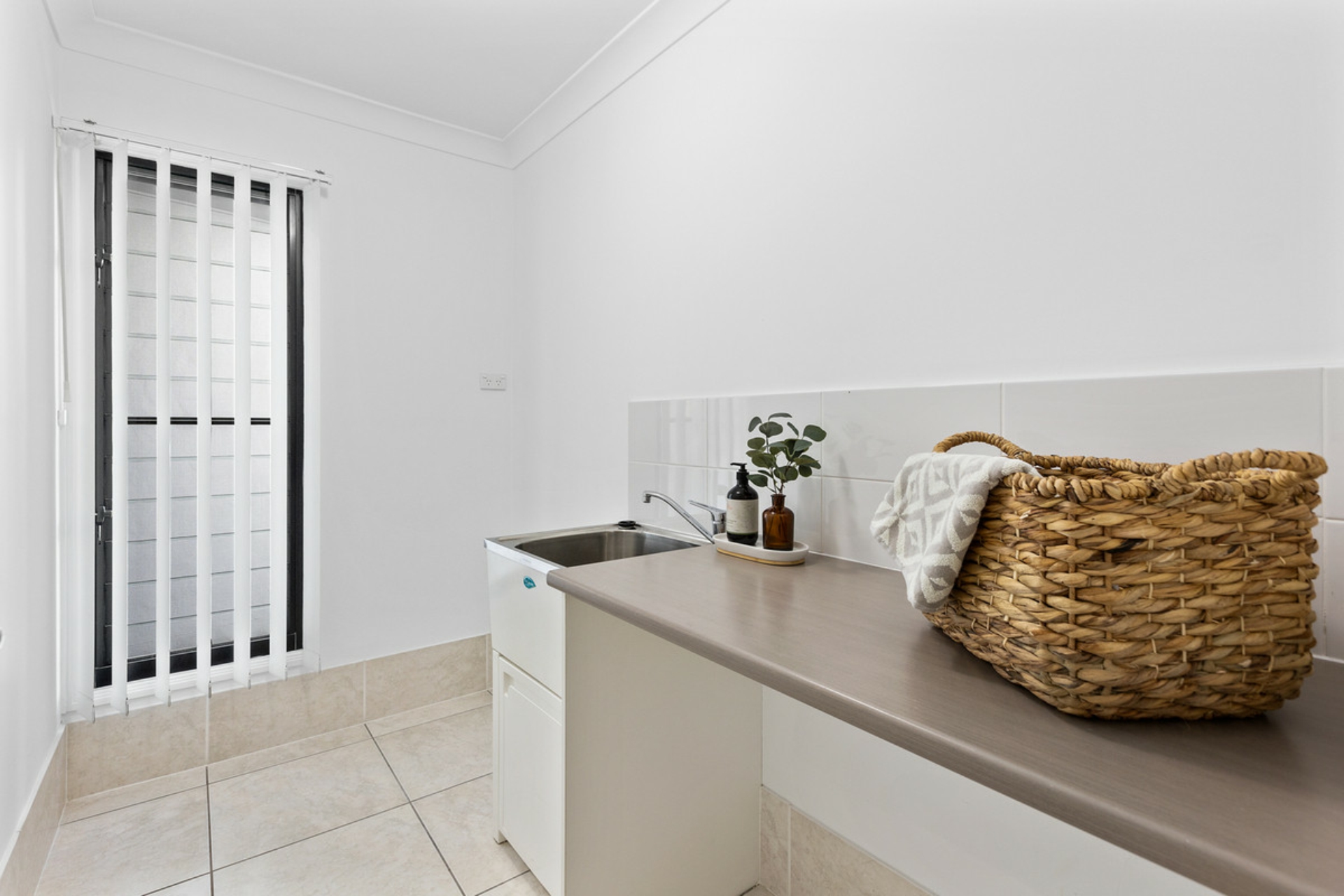 2/118 Beach Street, CLEVELAND