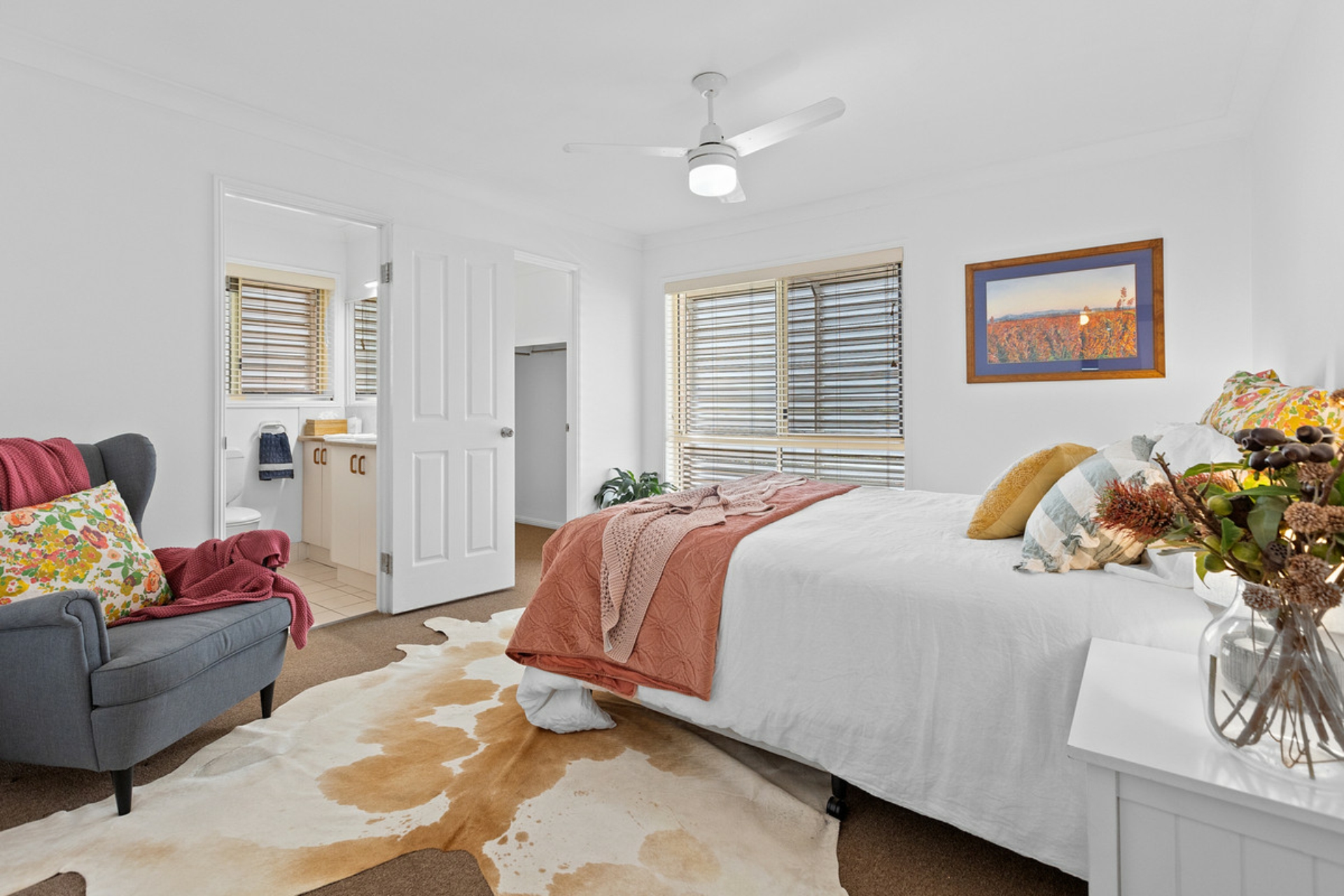 1 Lynch Crescent, BIRKDALE