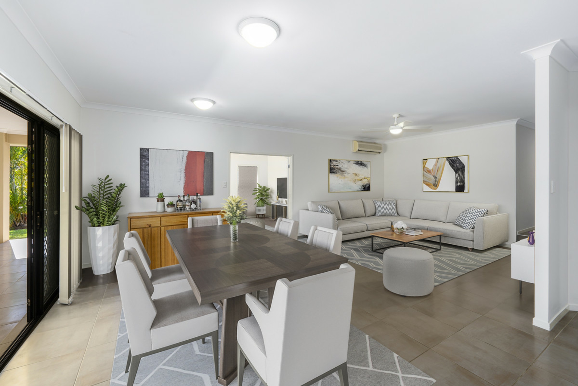 4-6 Carlingford Drive, THORNLANDS