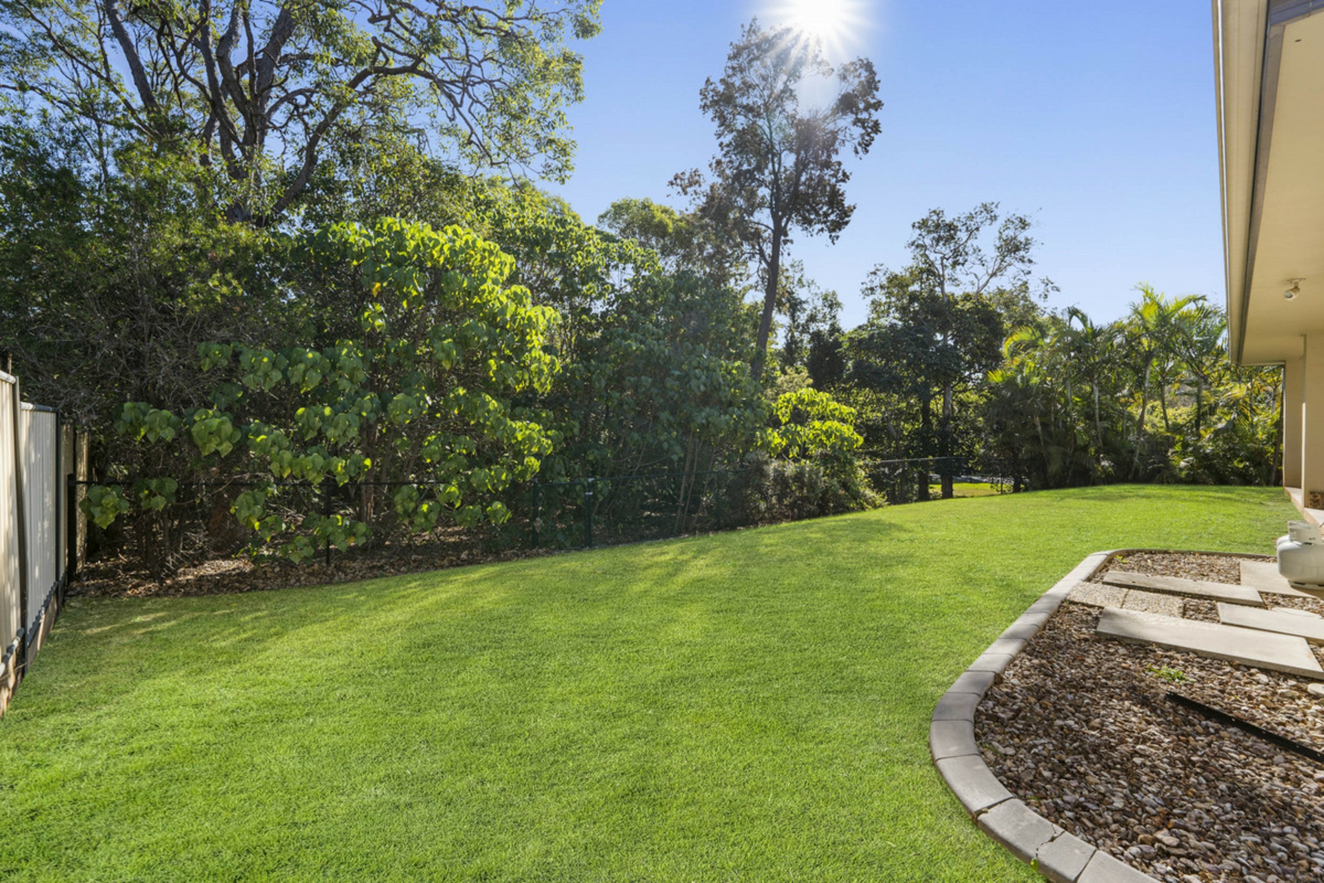 4-6 Carlingford Drive, THORNLANDS