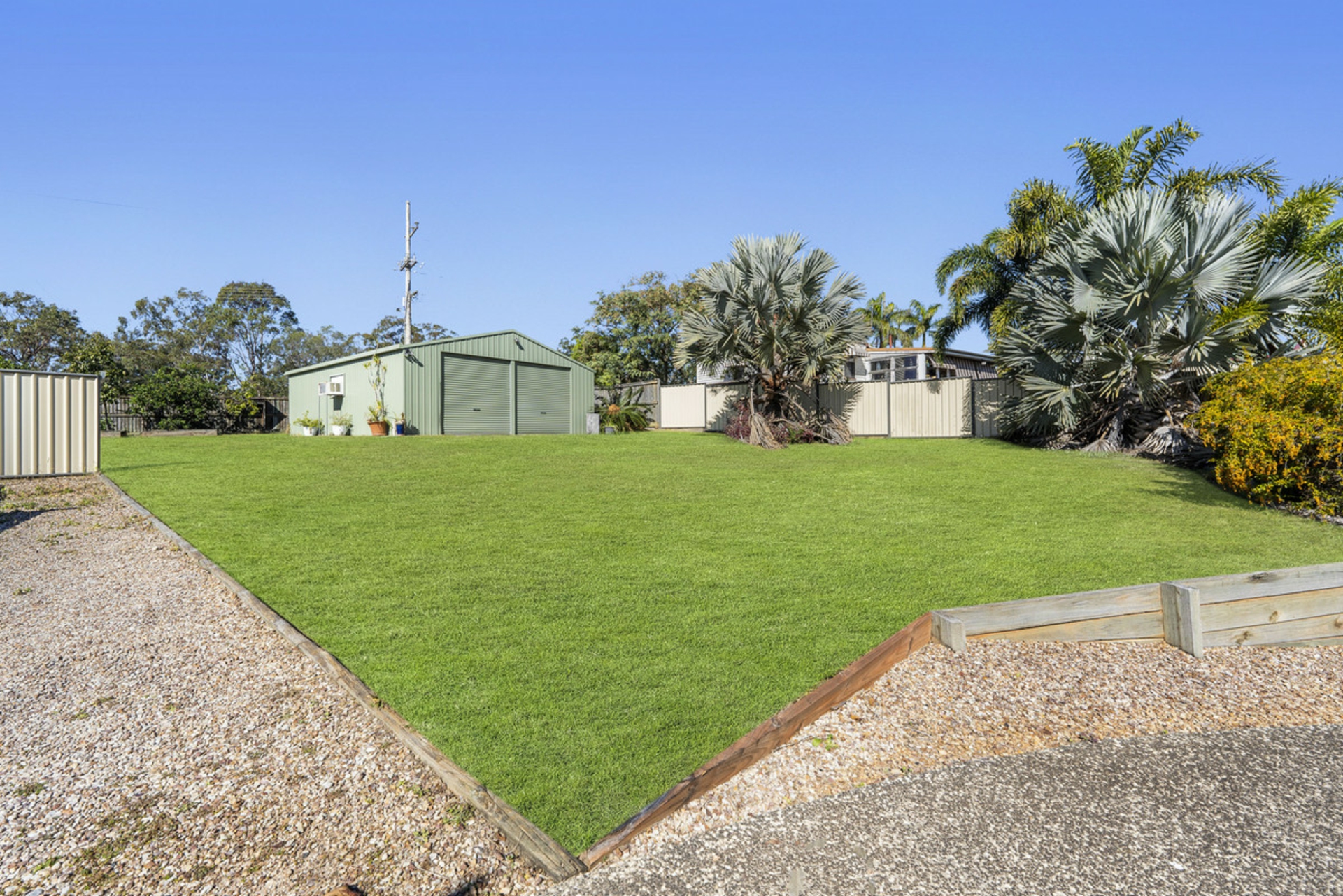 4-6 Carlingford Drive, THORNLANDS
