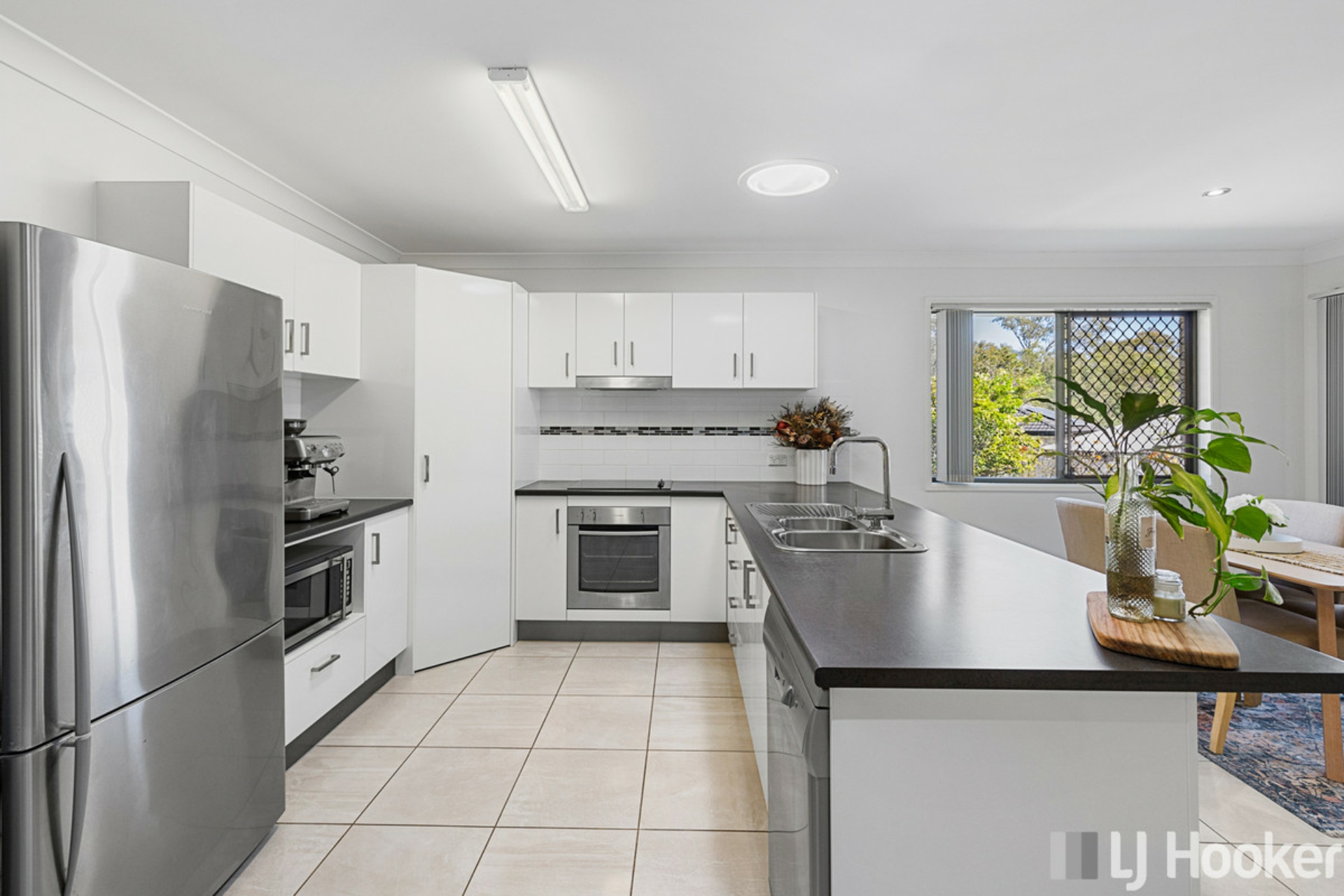 6 Pinevale Court, VICTORIA POINT