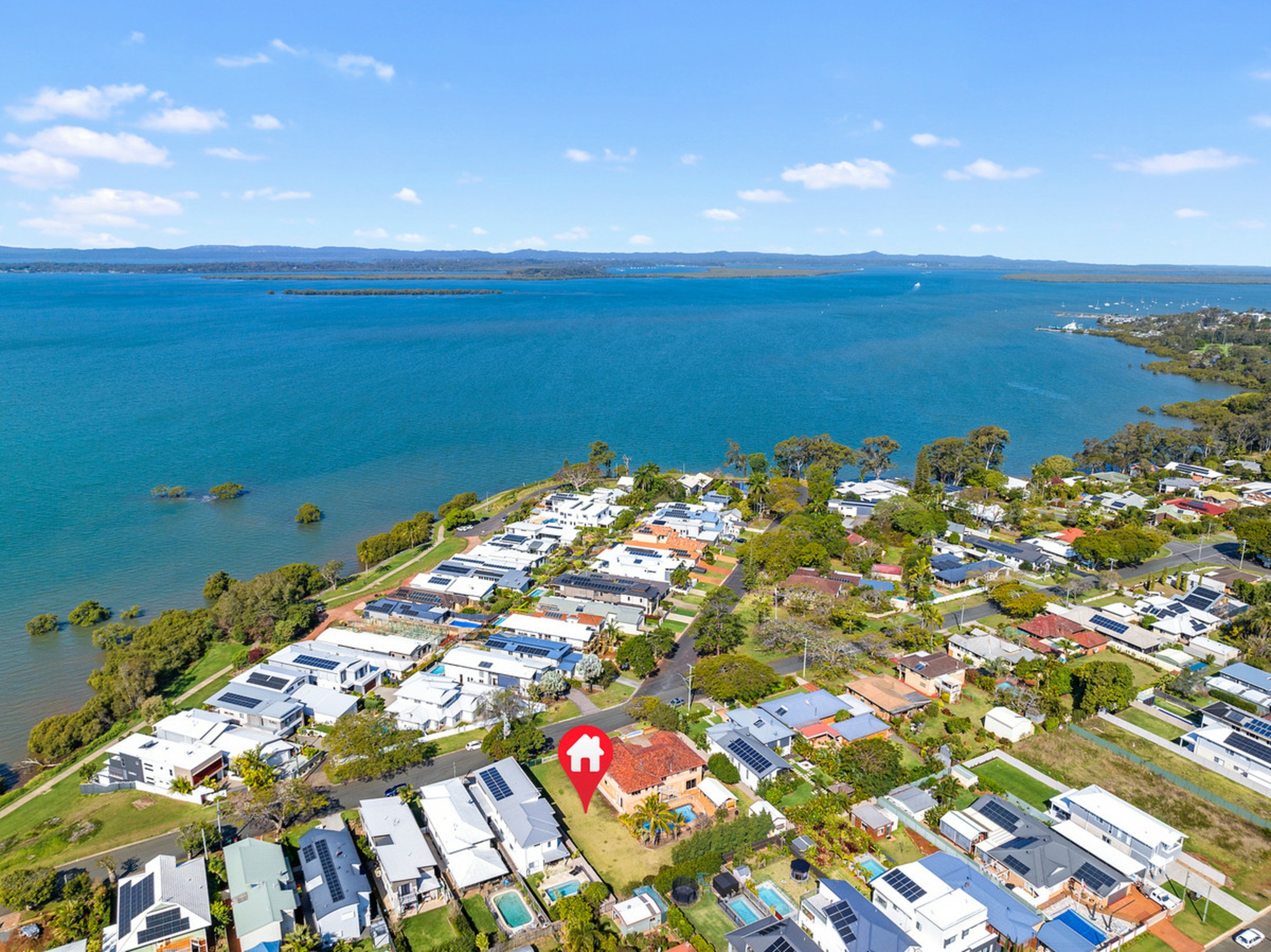19 Broadwater Terrace Redland Bay QLD Residential for Sale LJ Hooker