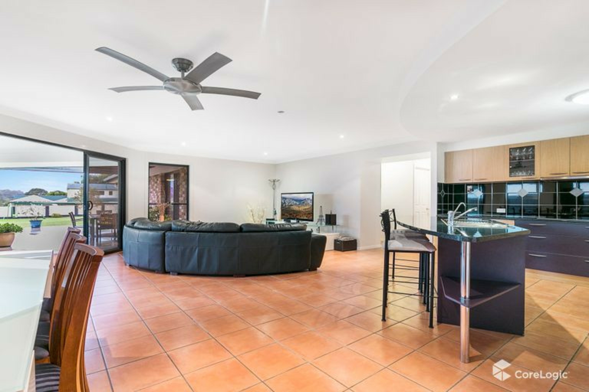 170 Mount Cotton Road — photo 3 of 14
