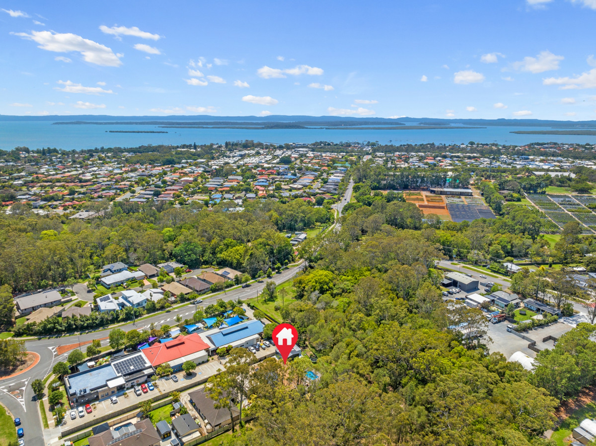 6 Emperor Drive, REDLAND BAY