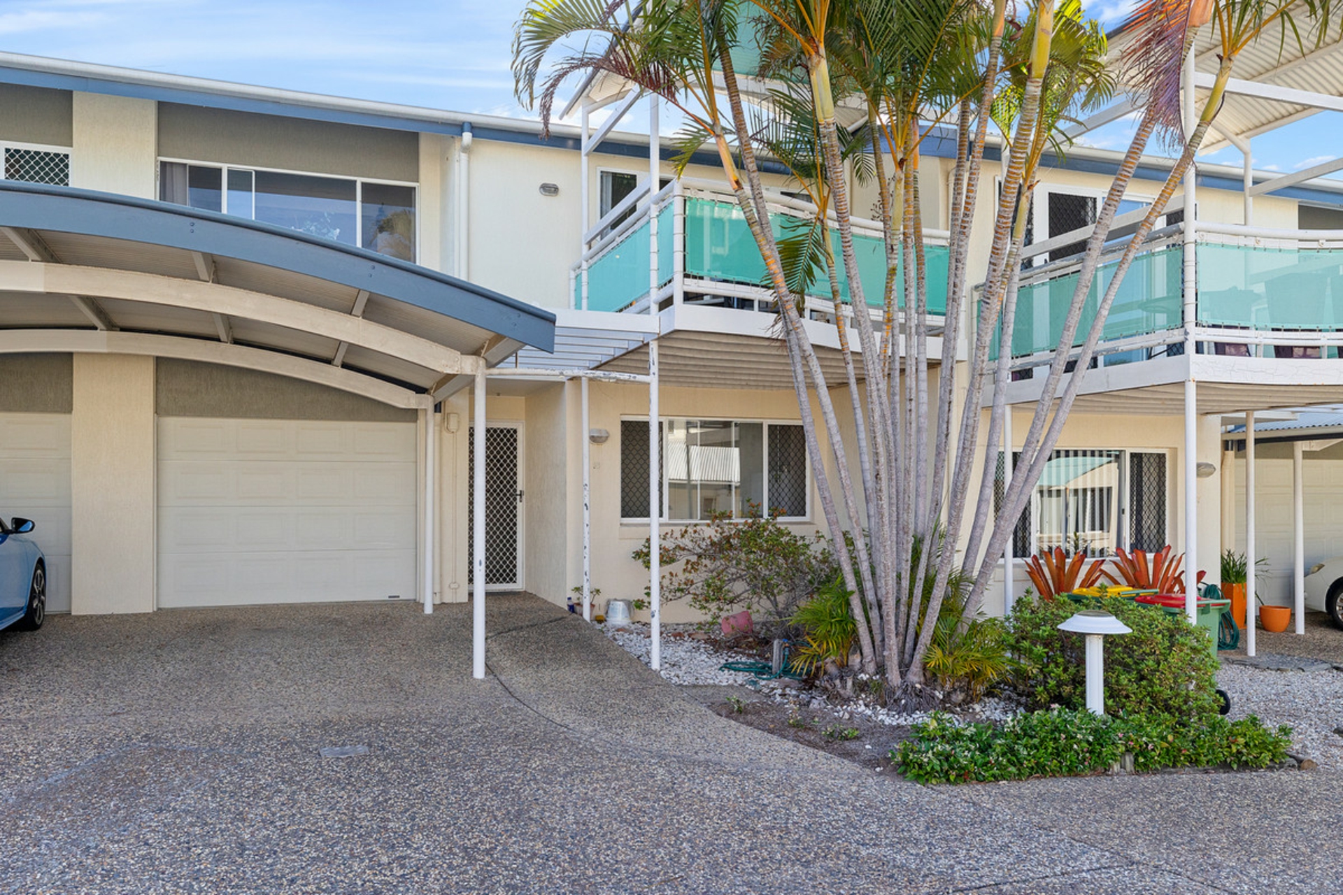 16/14-22 Mary Pleasant Drive, BIRKDALE