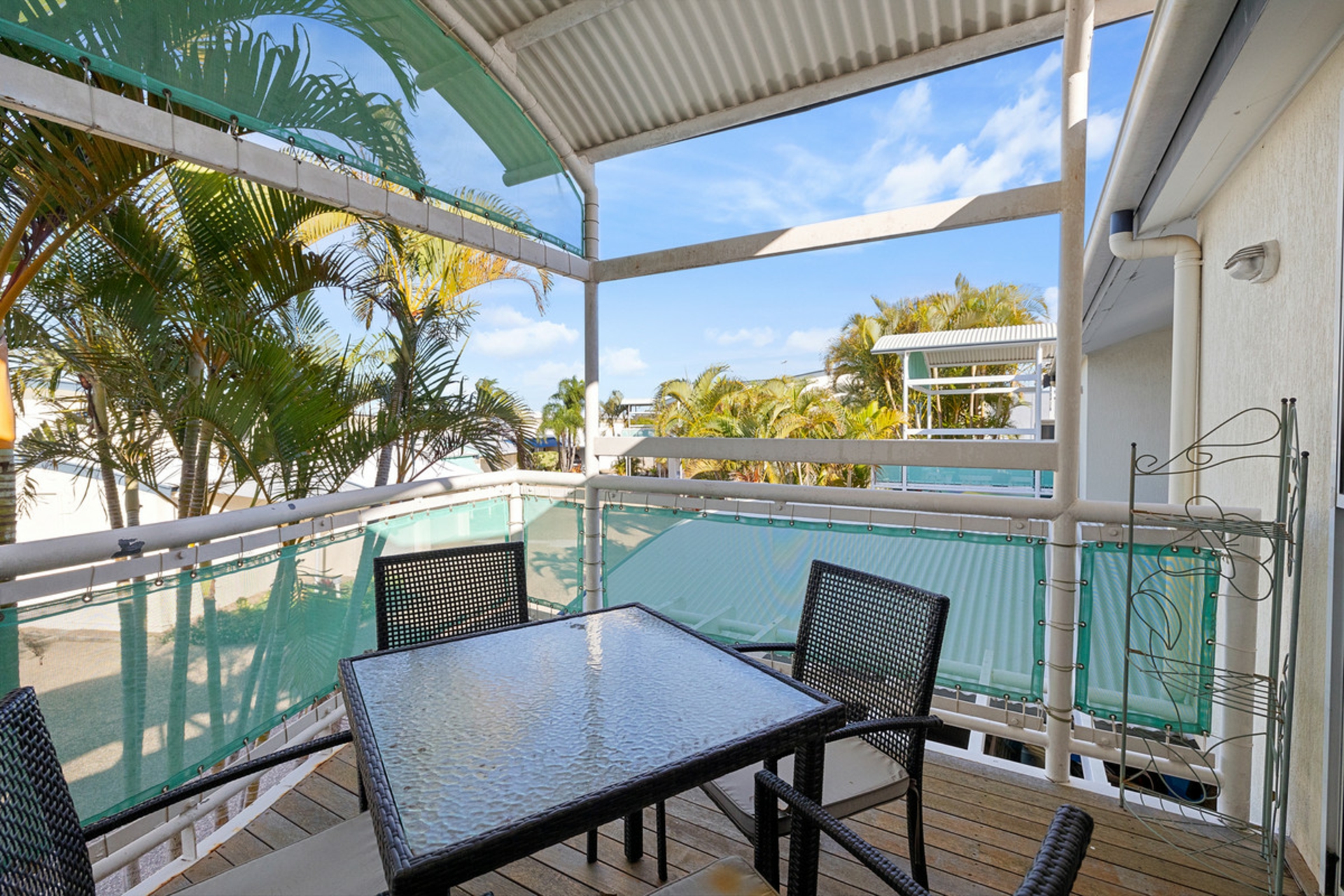 16/14-22 Mary Pleasant Drive, BIRKDALE