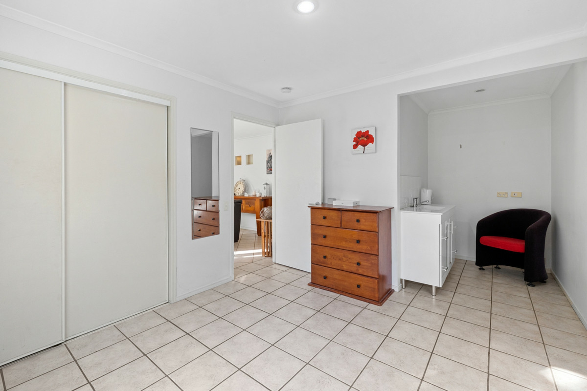 16/14-22 Mary Pleasant Drive, BIRKDALE