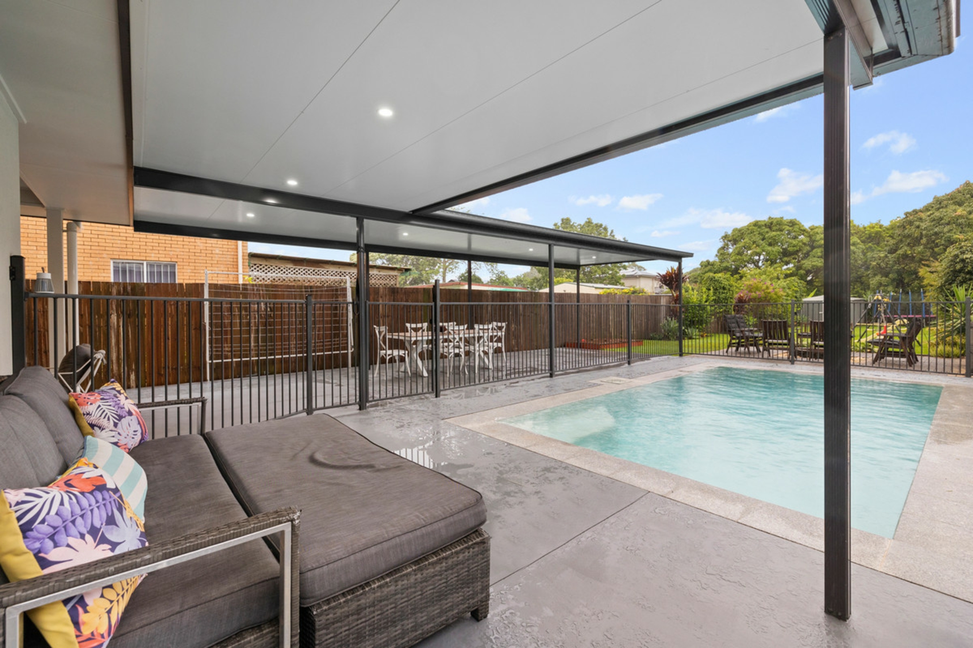 11 Maud Street, BIRKDALE