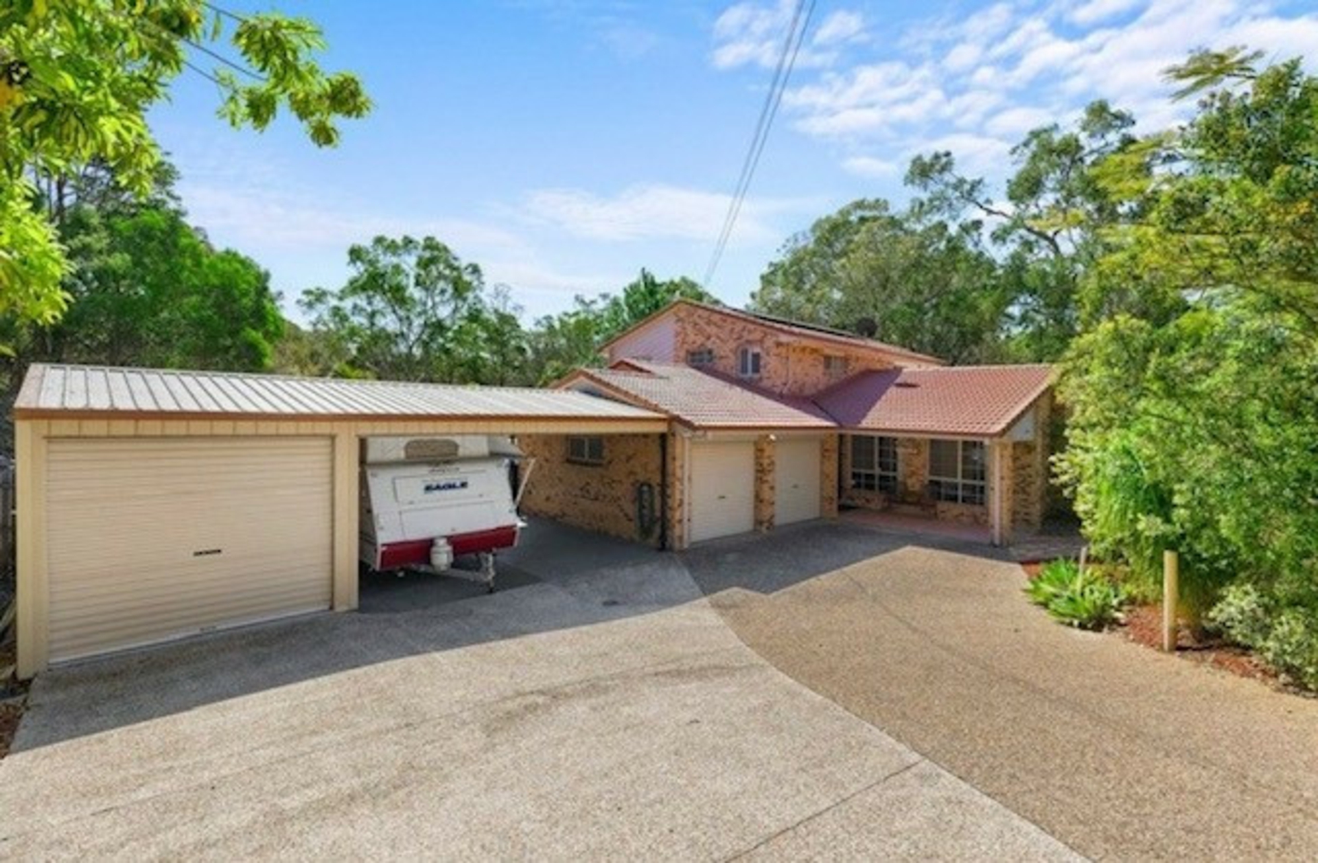 16 Hanover Drive, ALEXANDRA HILLS
