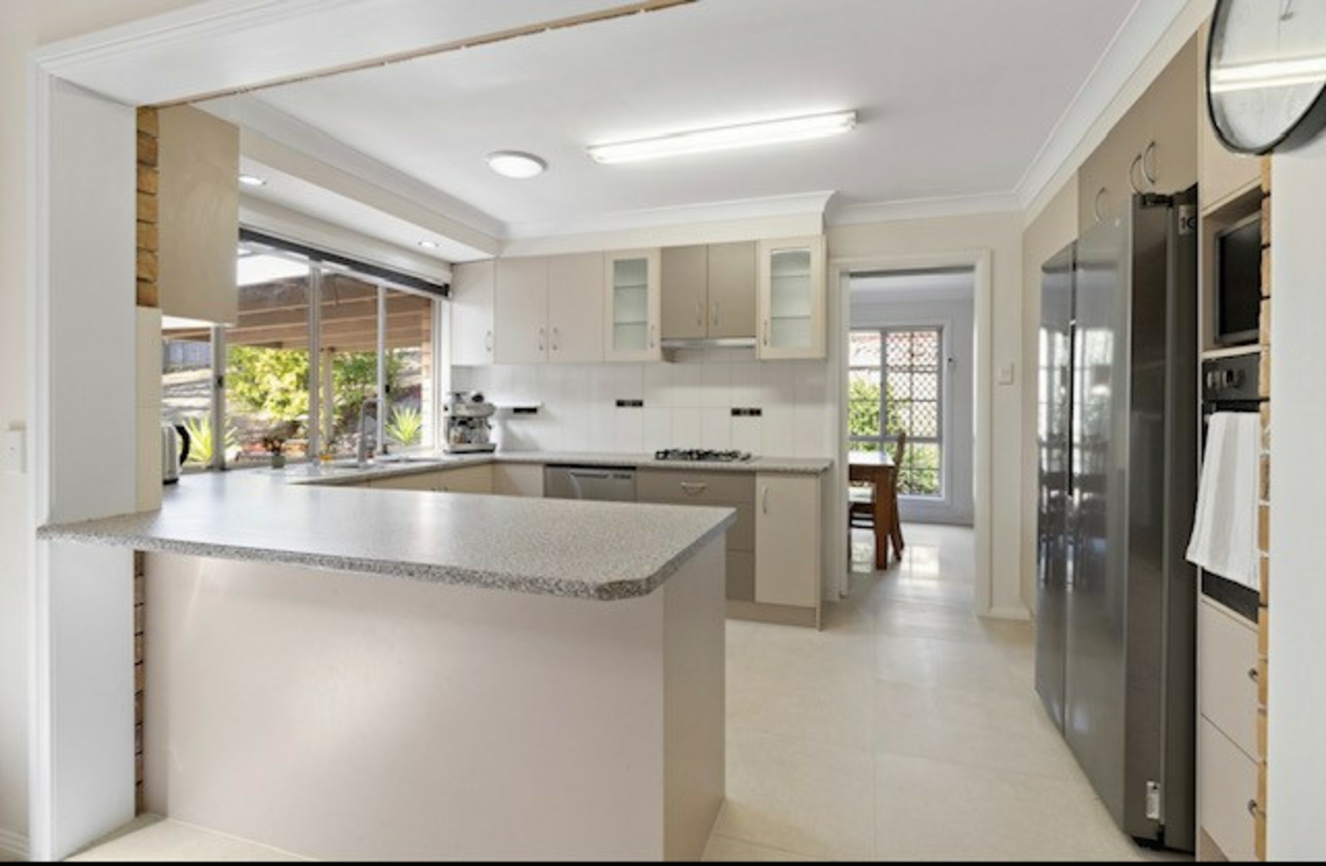 16 Hanover Drive, ALEXANDRA HILLS