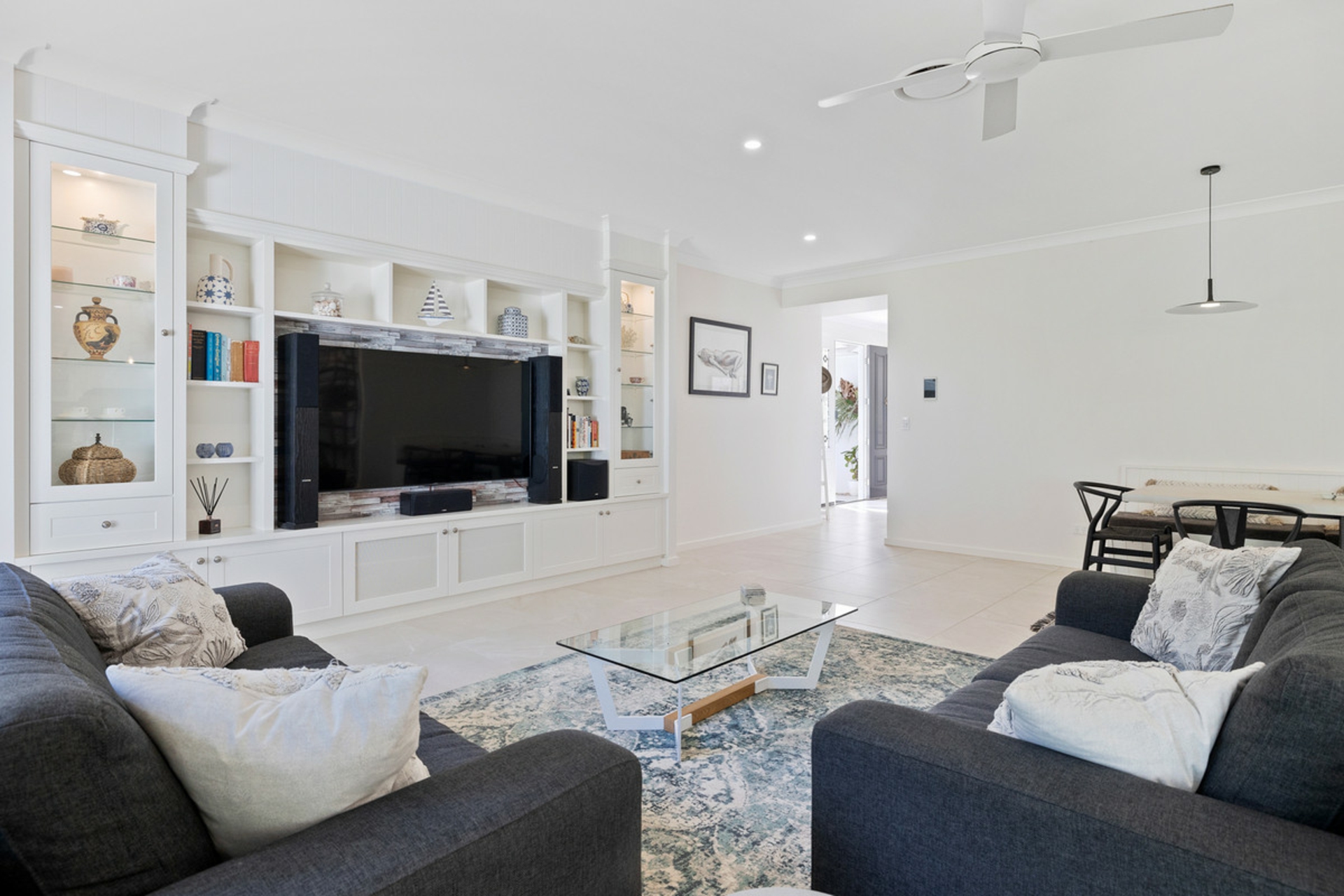 11 Sandy Cove Place, REDLAND BAY