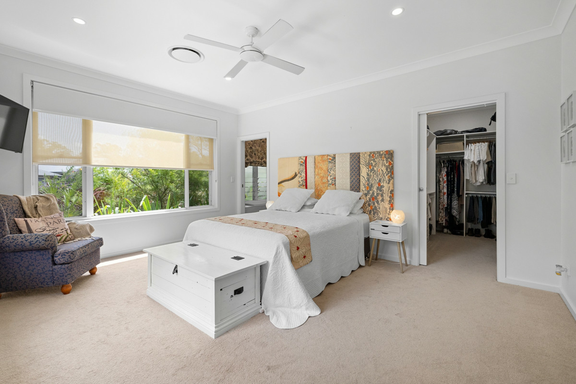 11 Sandy Cove Place, REDLAND BAY