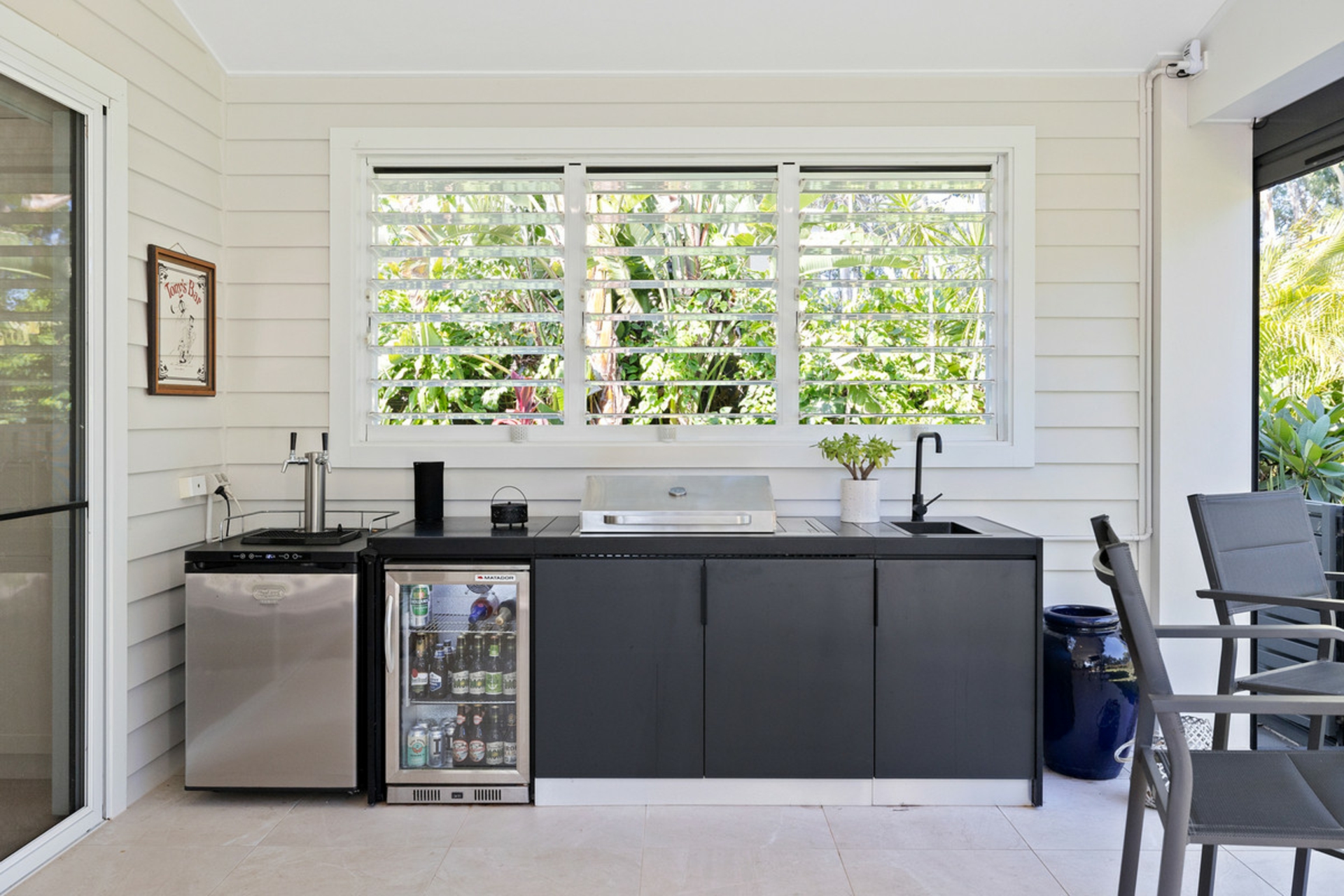 11 Sandy Cove Place, REDLAND BAY