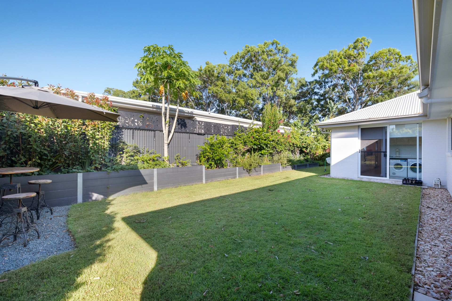 11 Sandy Cove Place, REDLAND BAY