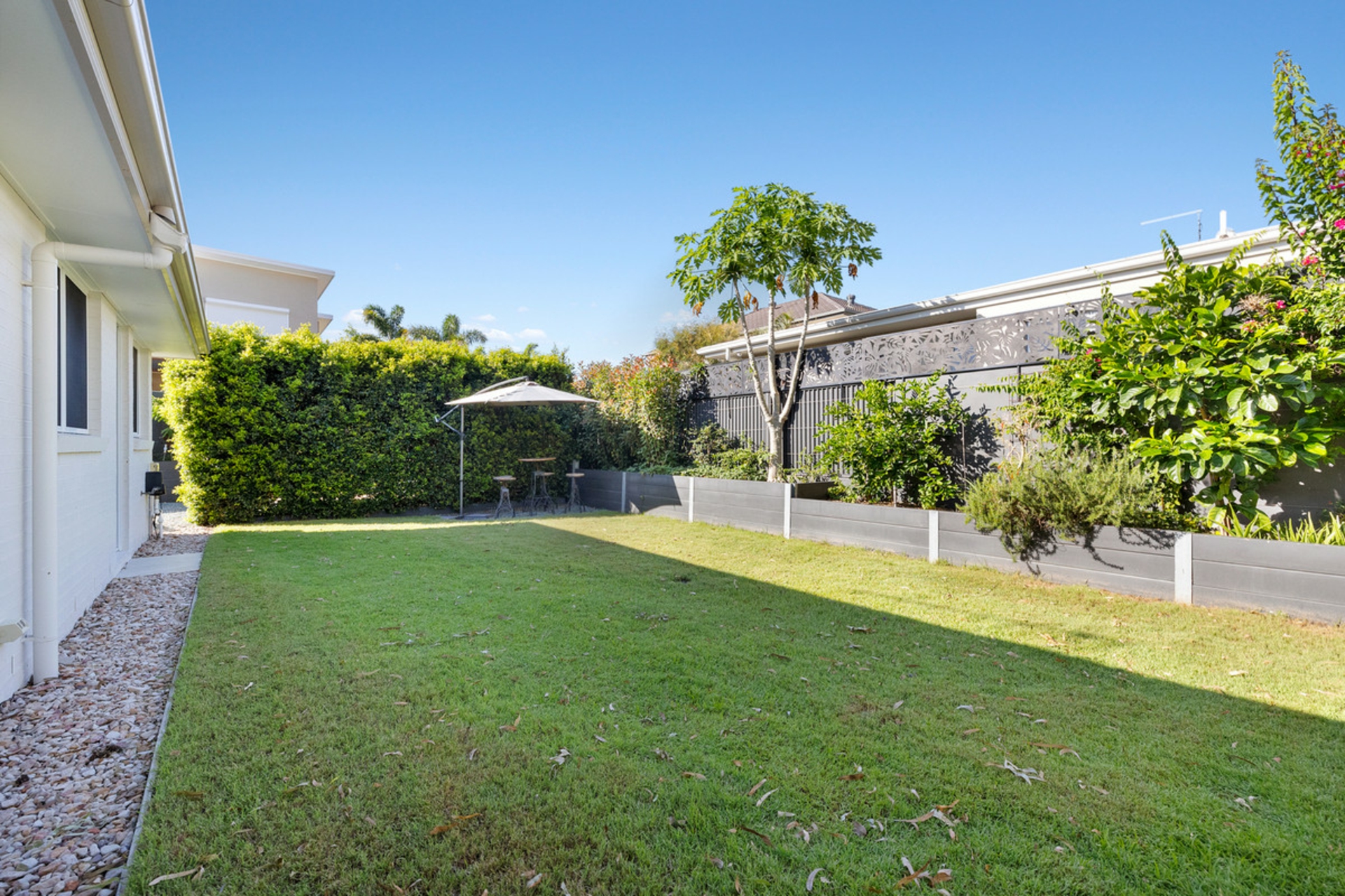 11 Sandy Cove Place, REDLAND BAY