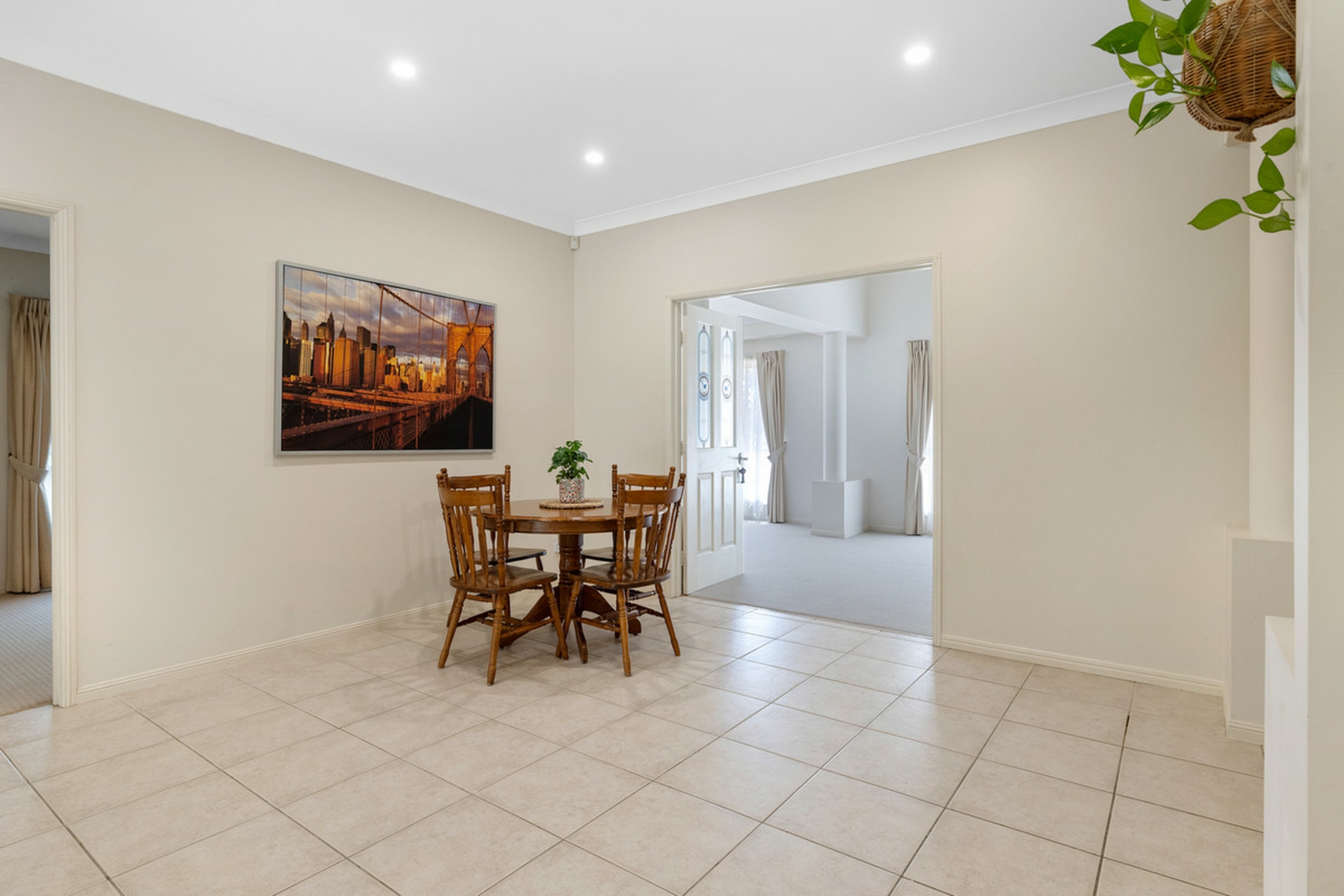 8 Hakea Place, MOUNT COTTON