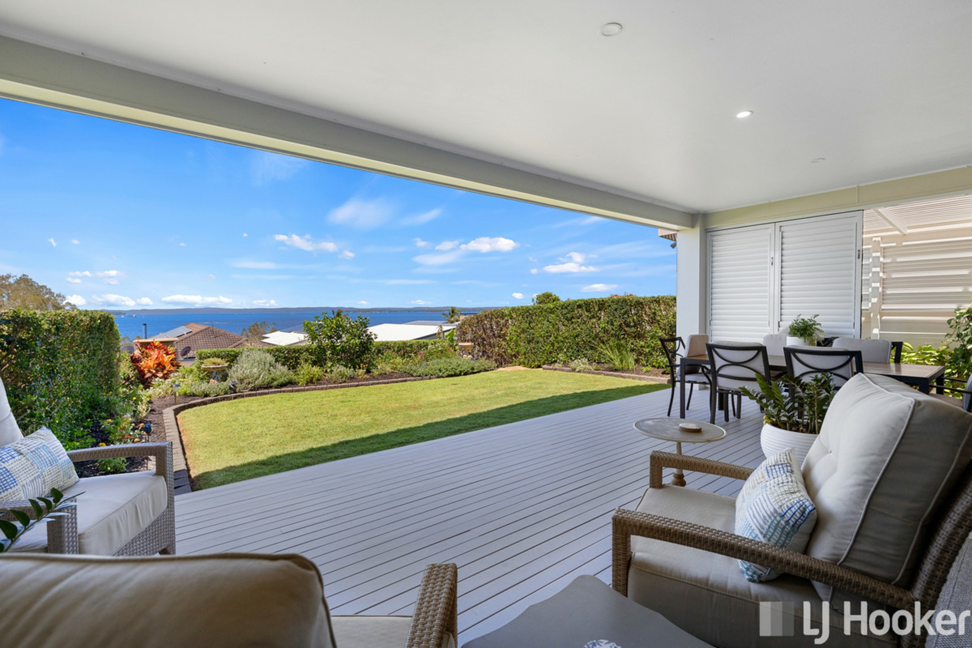 8 Gray Street, REDLAND BAY