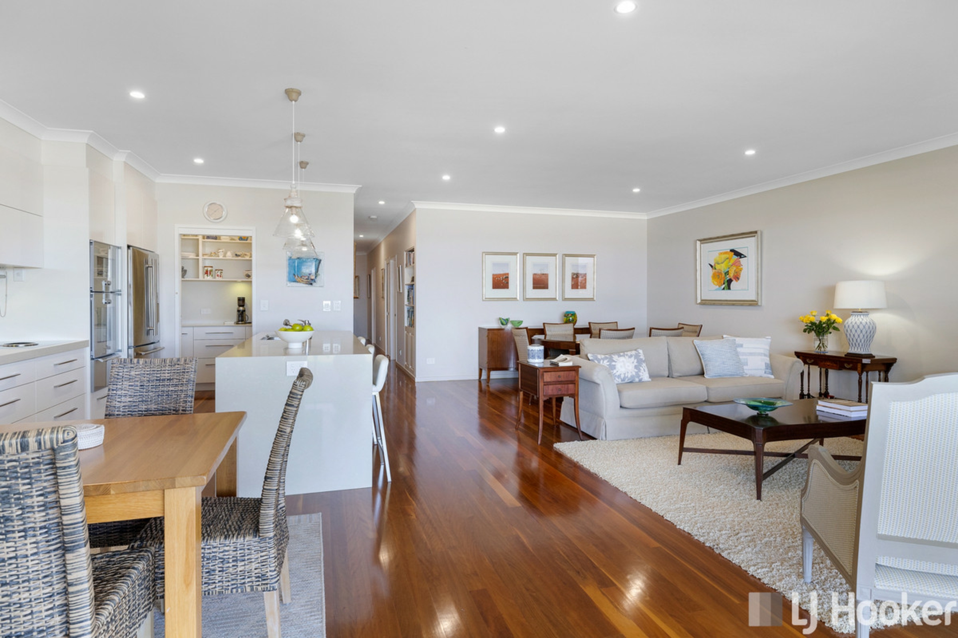 8 Gray Street, REDLAND BAY