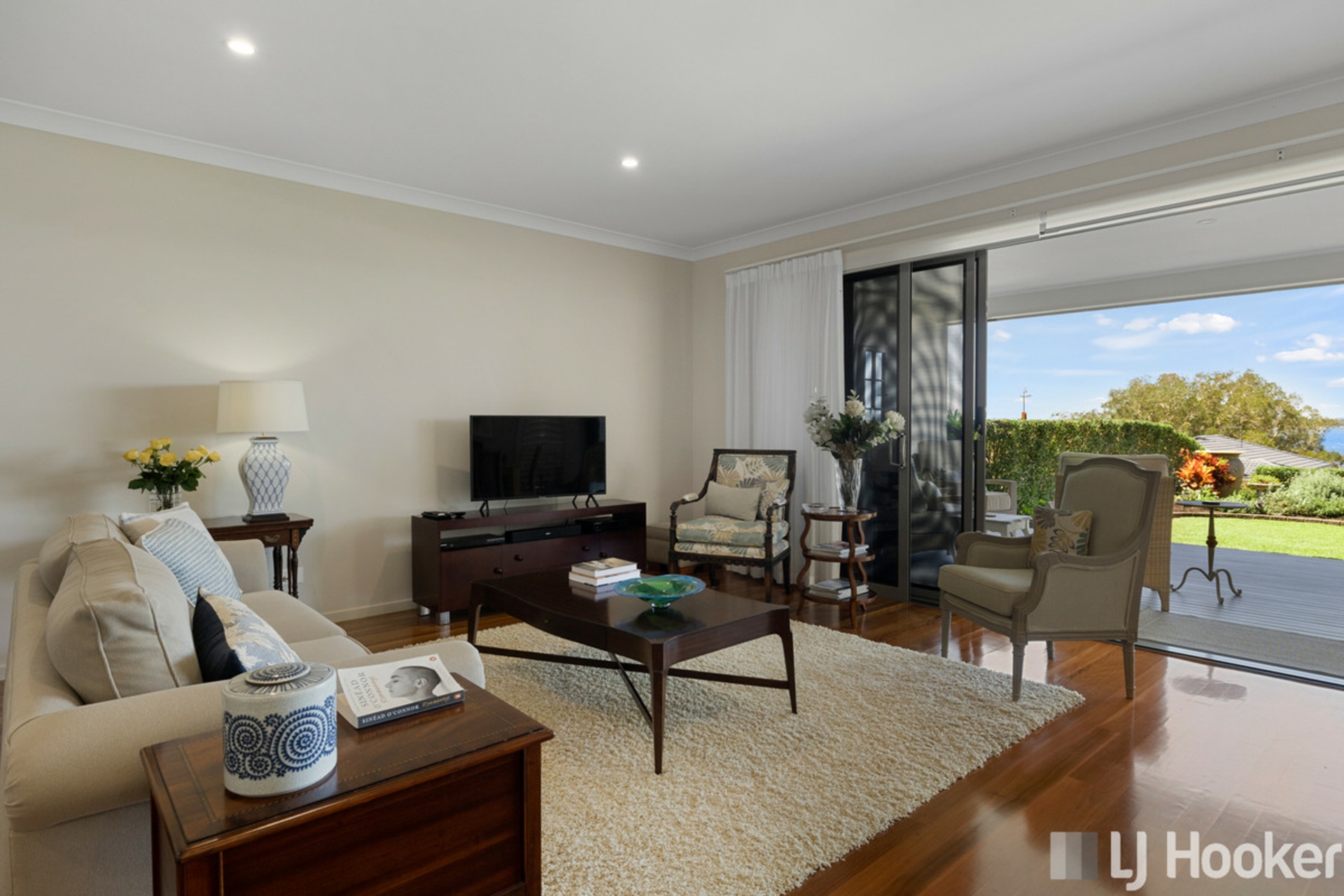 8 Gray Street, REDLAND BAY