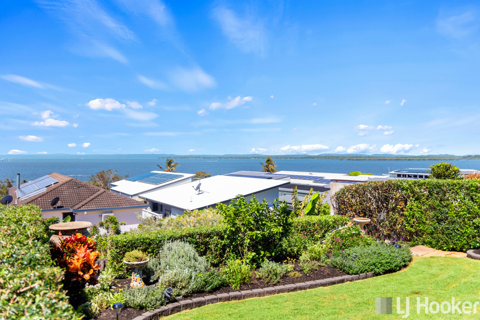 8 Gray Street, REDLAND BAY