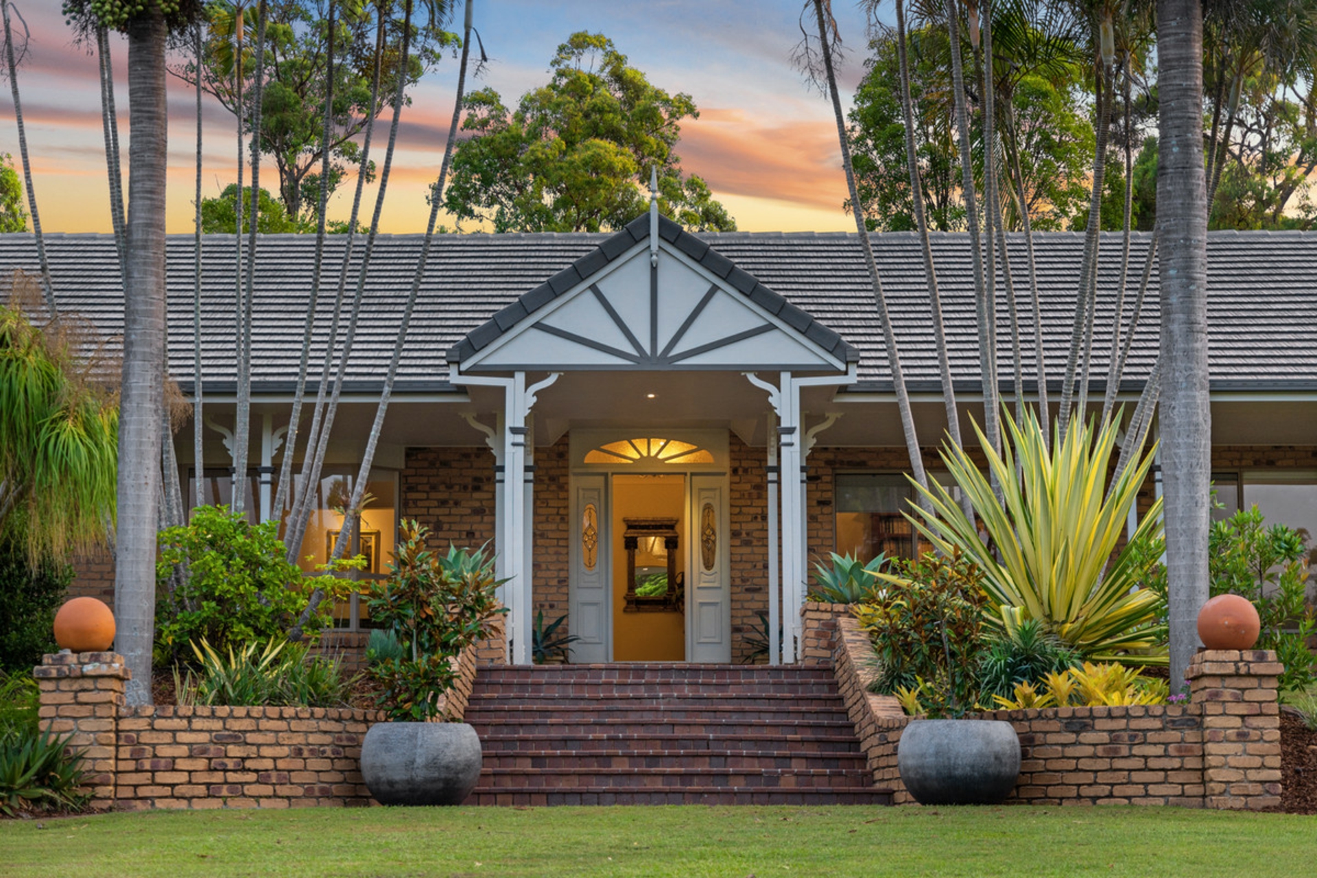 27 Mahogany Street, CAPALABA