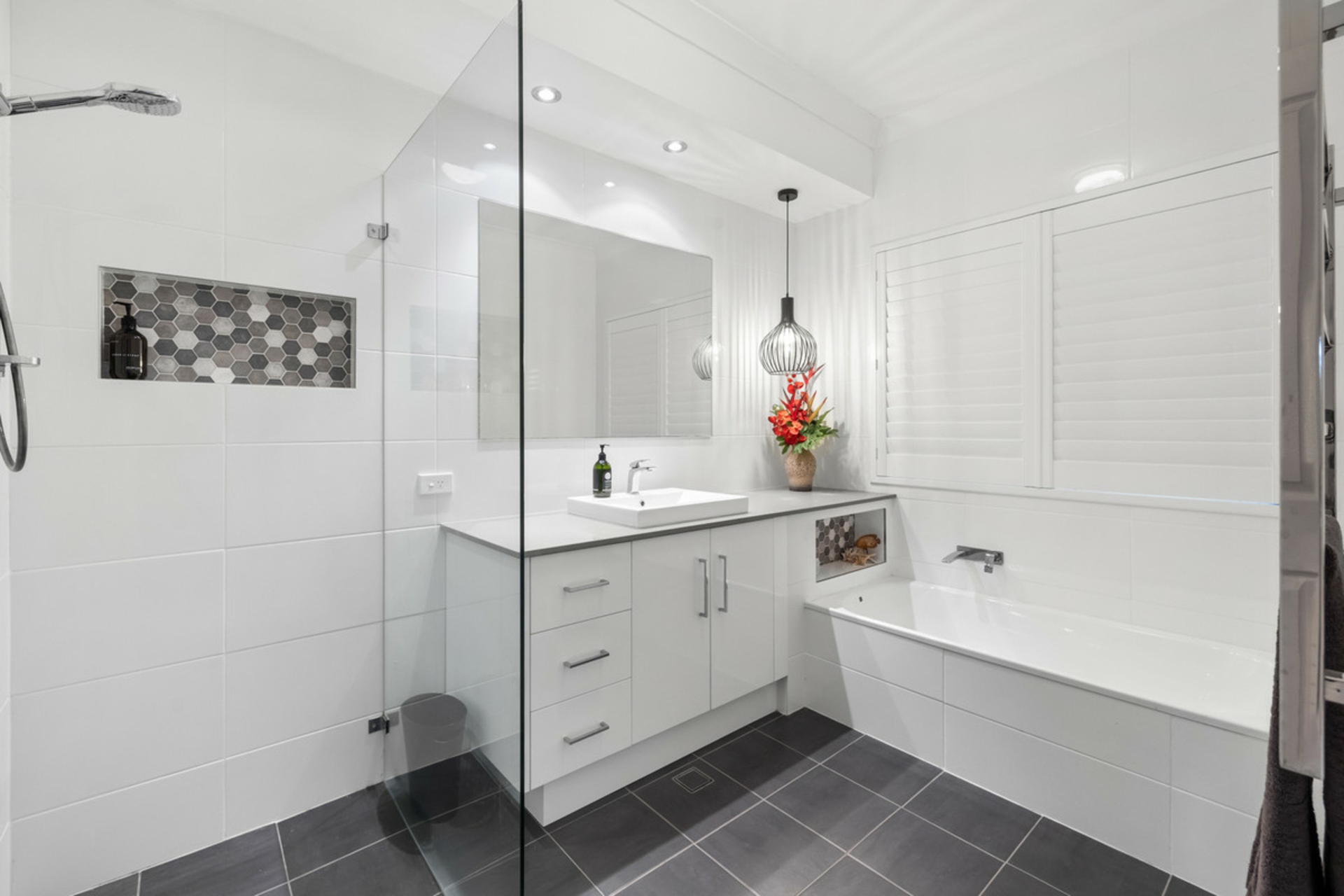27 Mahogany Street, CAPALABA