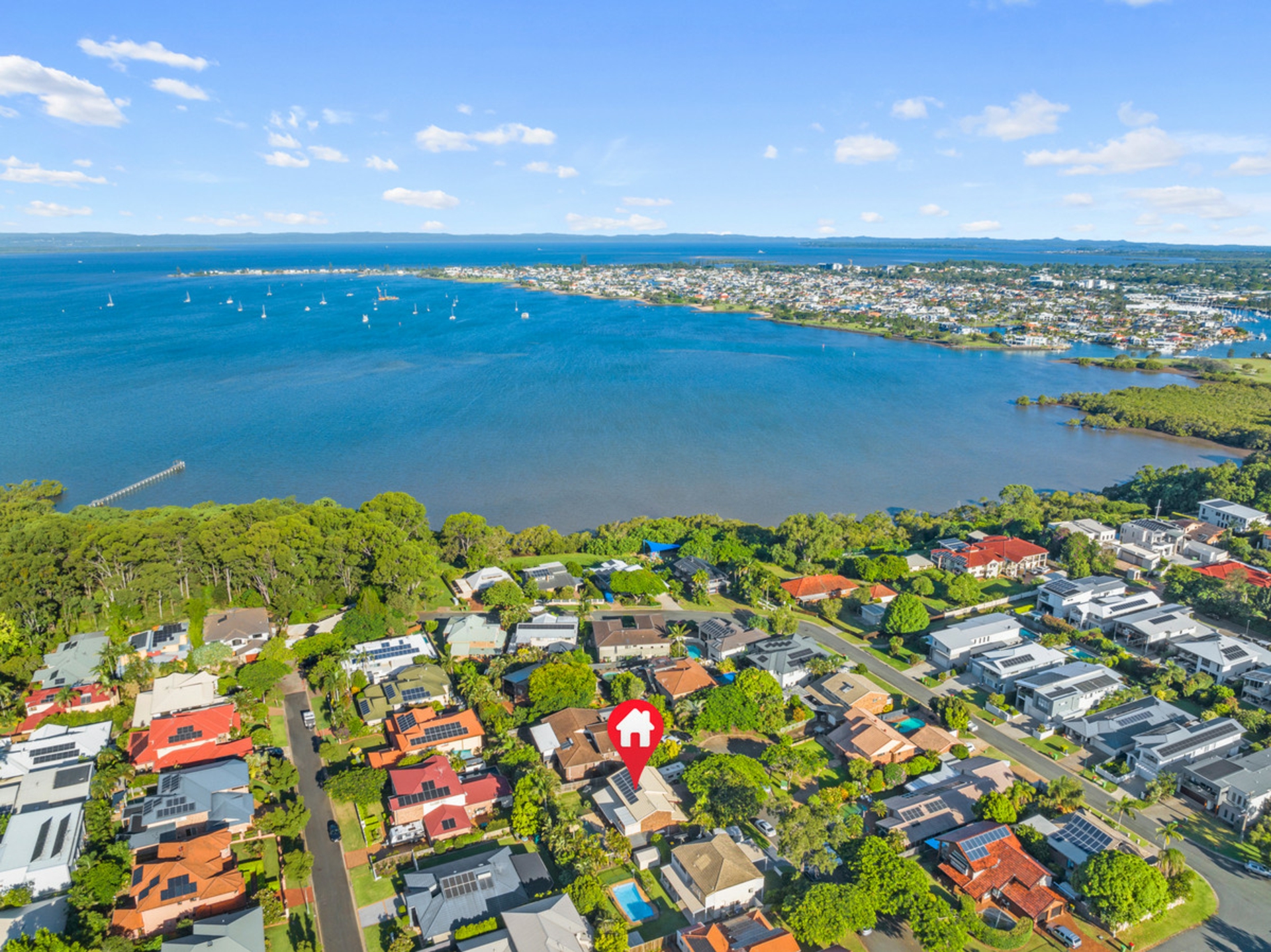 10 Waterford Crescent, ORMISTON