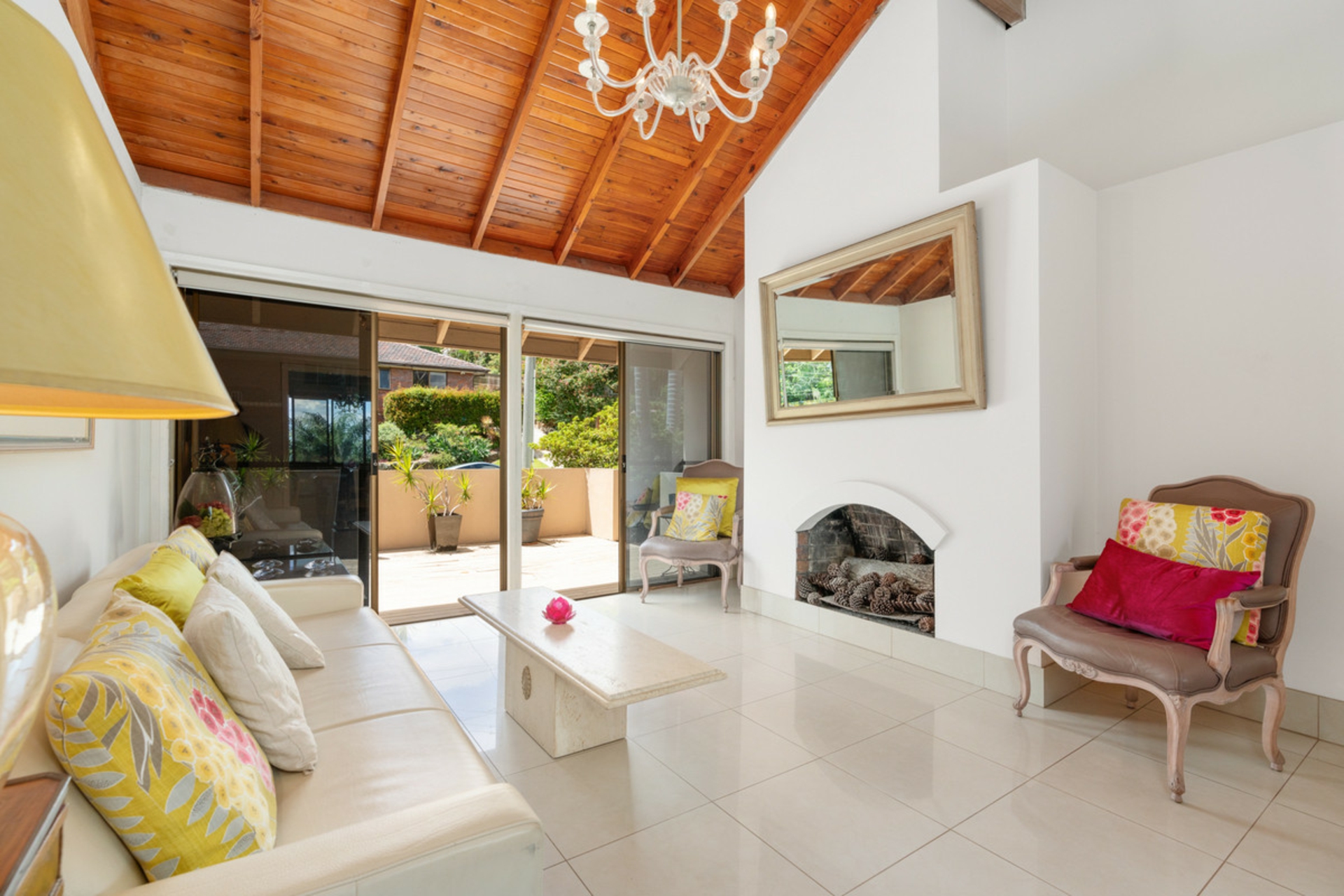 16 Arafura Street, UPPER MOUNT GRAVATT