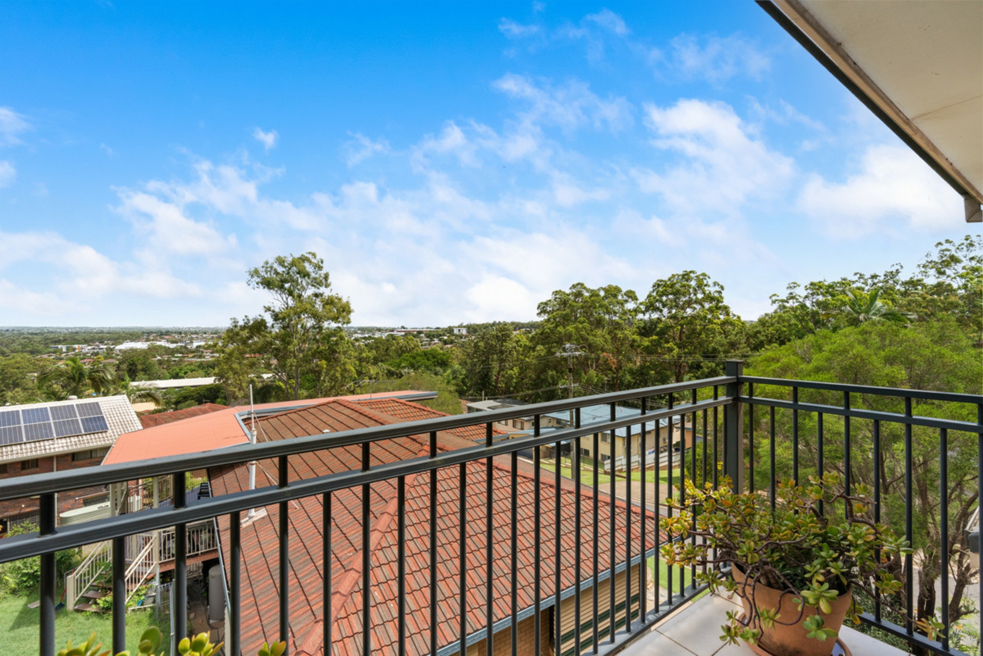 16 Arafura Street, UPPER MOUNT GRAVATT