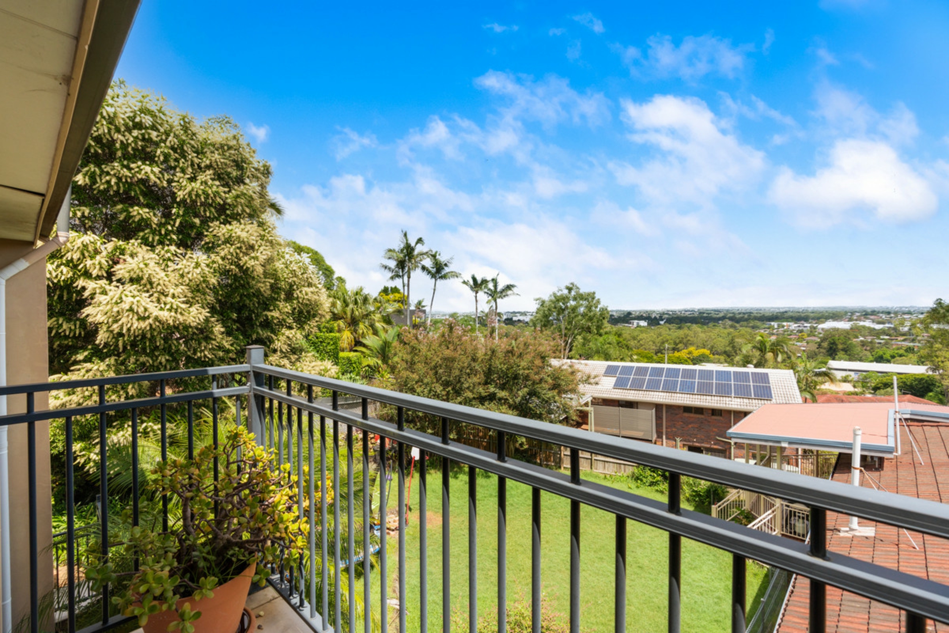 16 Arafura Street, UPPER MOUNT GRAVATT