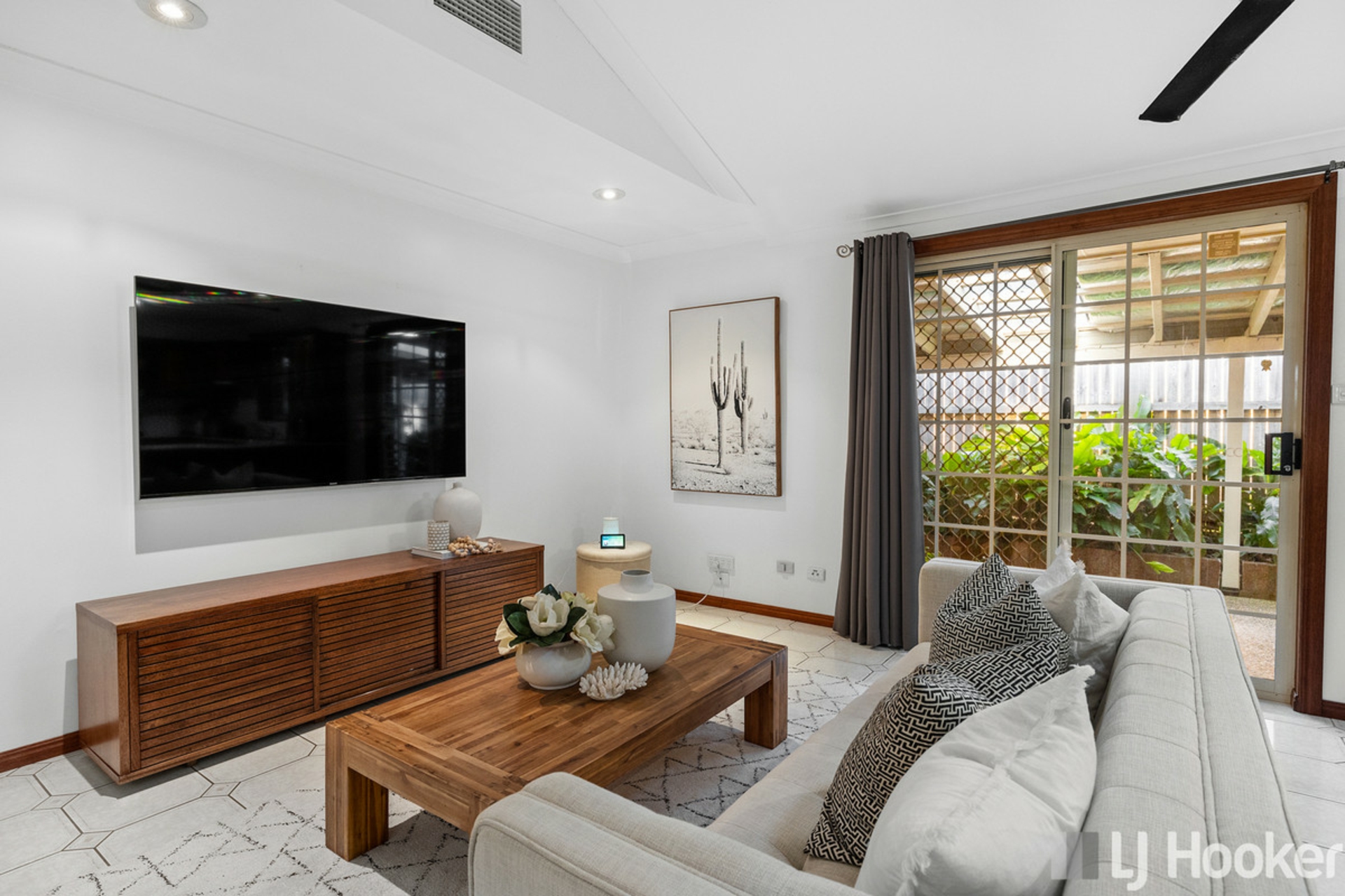 17 Carl Jung Court, VICTORIA POINT