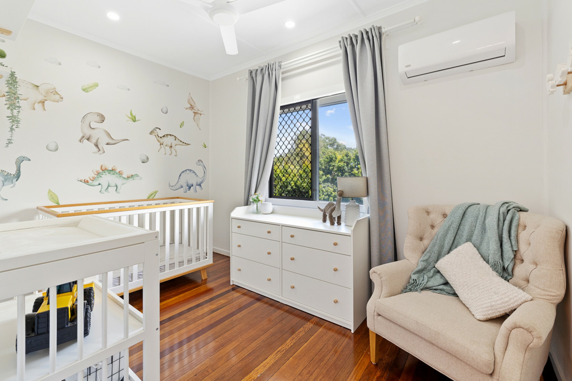 57 Broadwater Road, MOUNT GRAVATT EAST