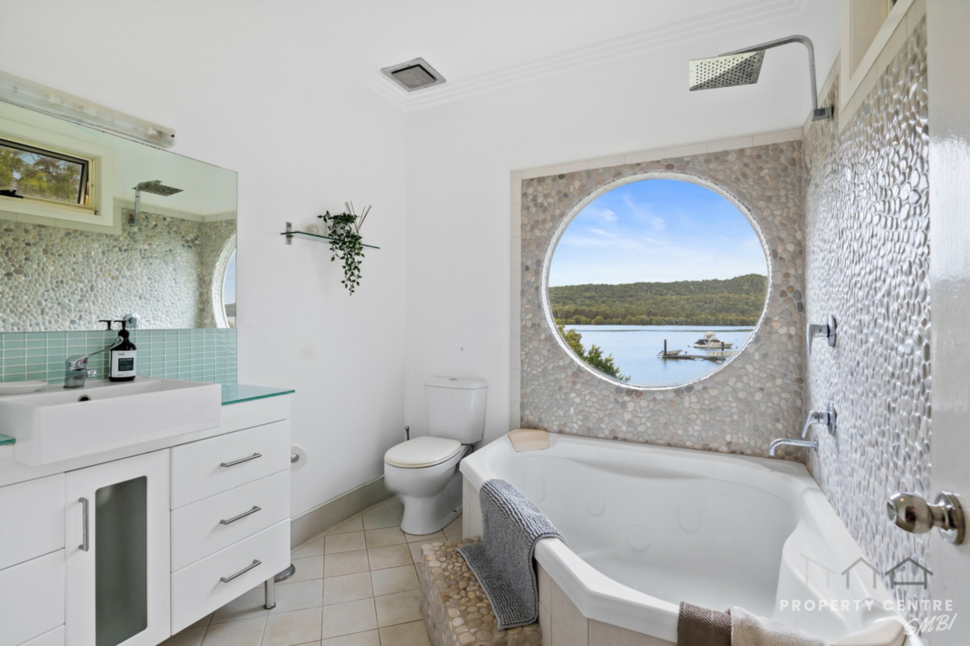 99 Wahine Drive, RUSSELL ISLAND