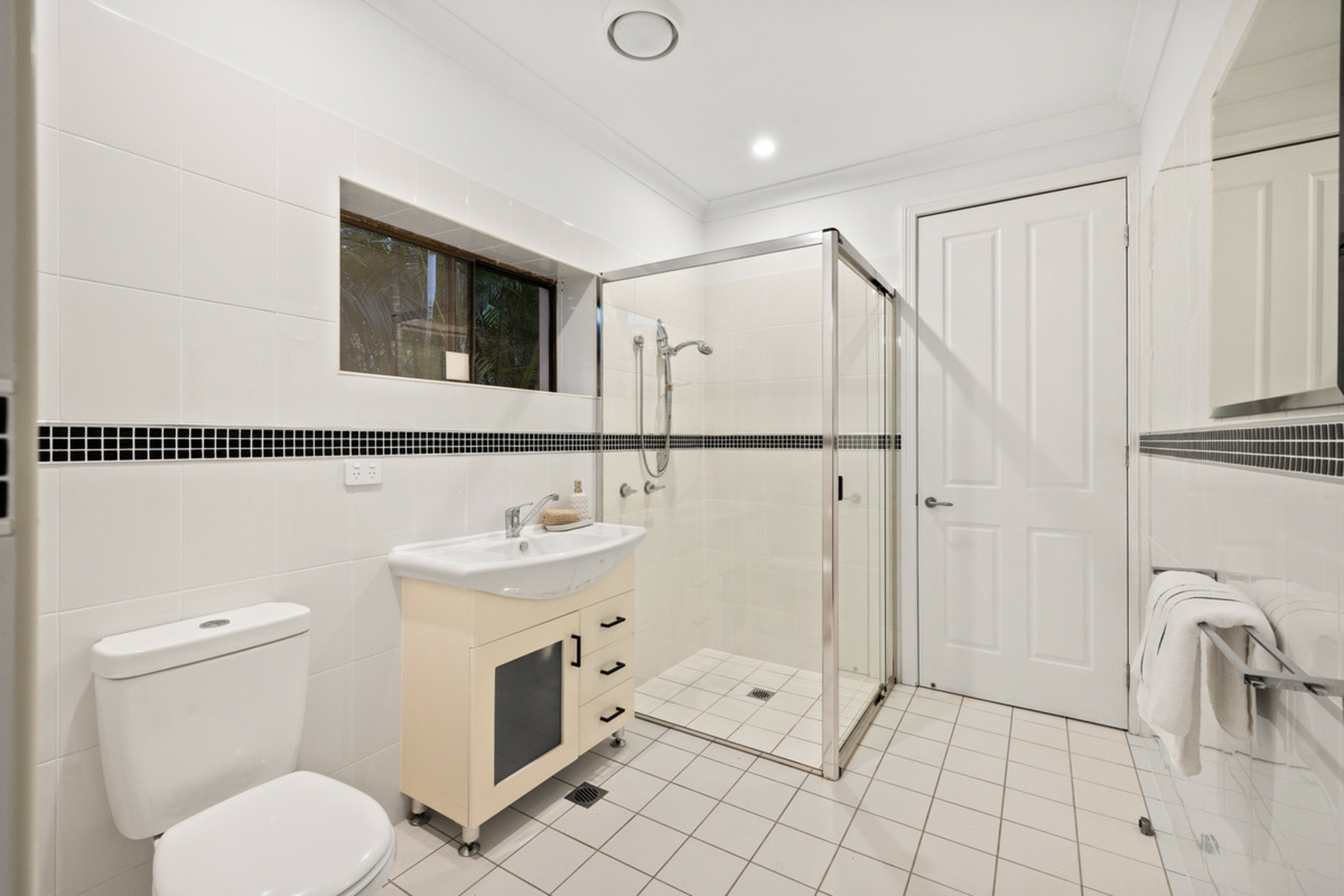328-362 Schoeck Road, SHELDON
