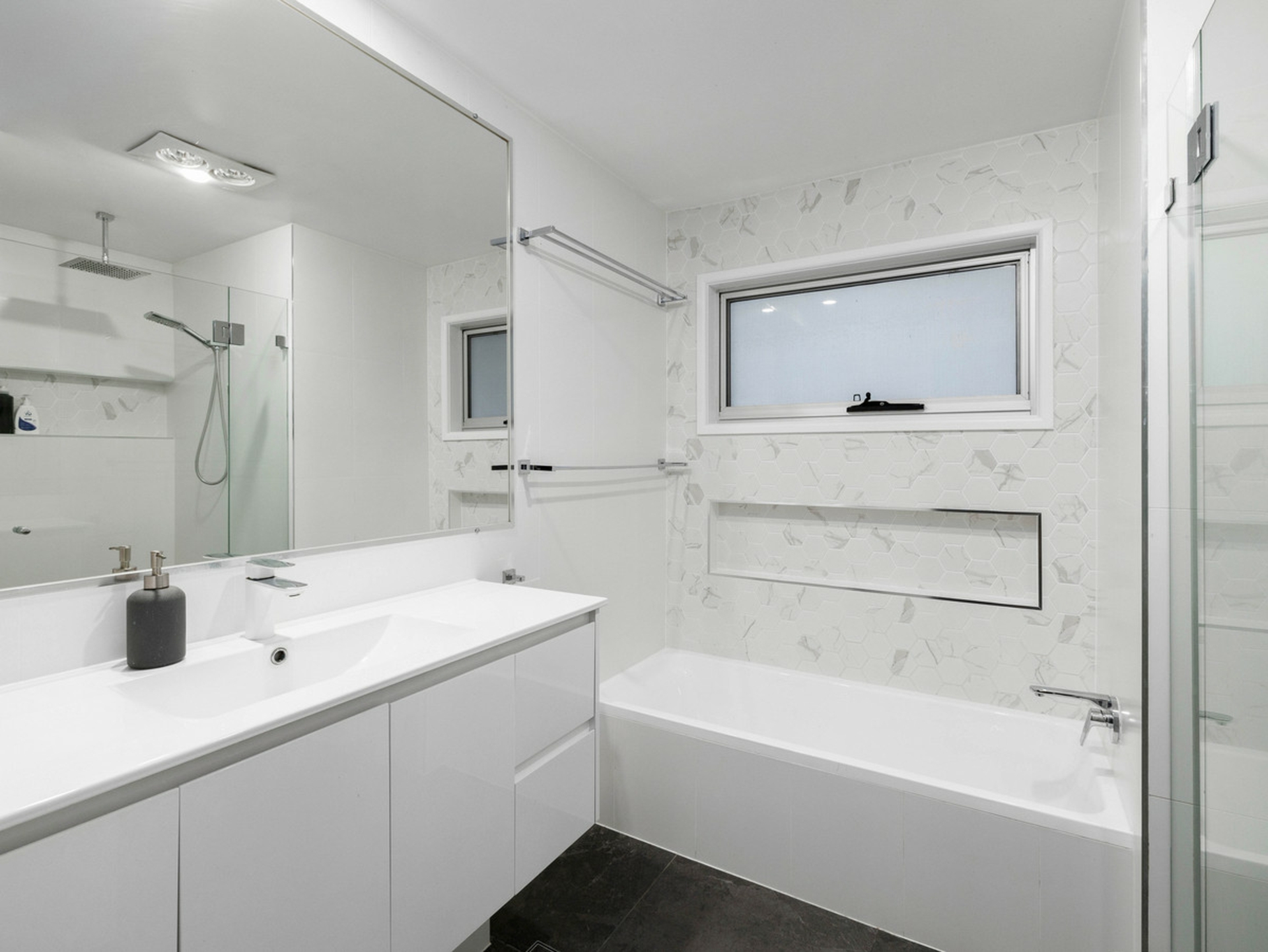 59 Lima Street, EDENS LANDING