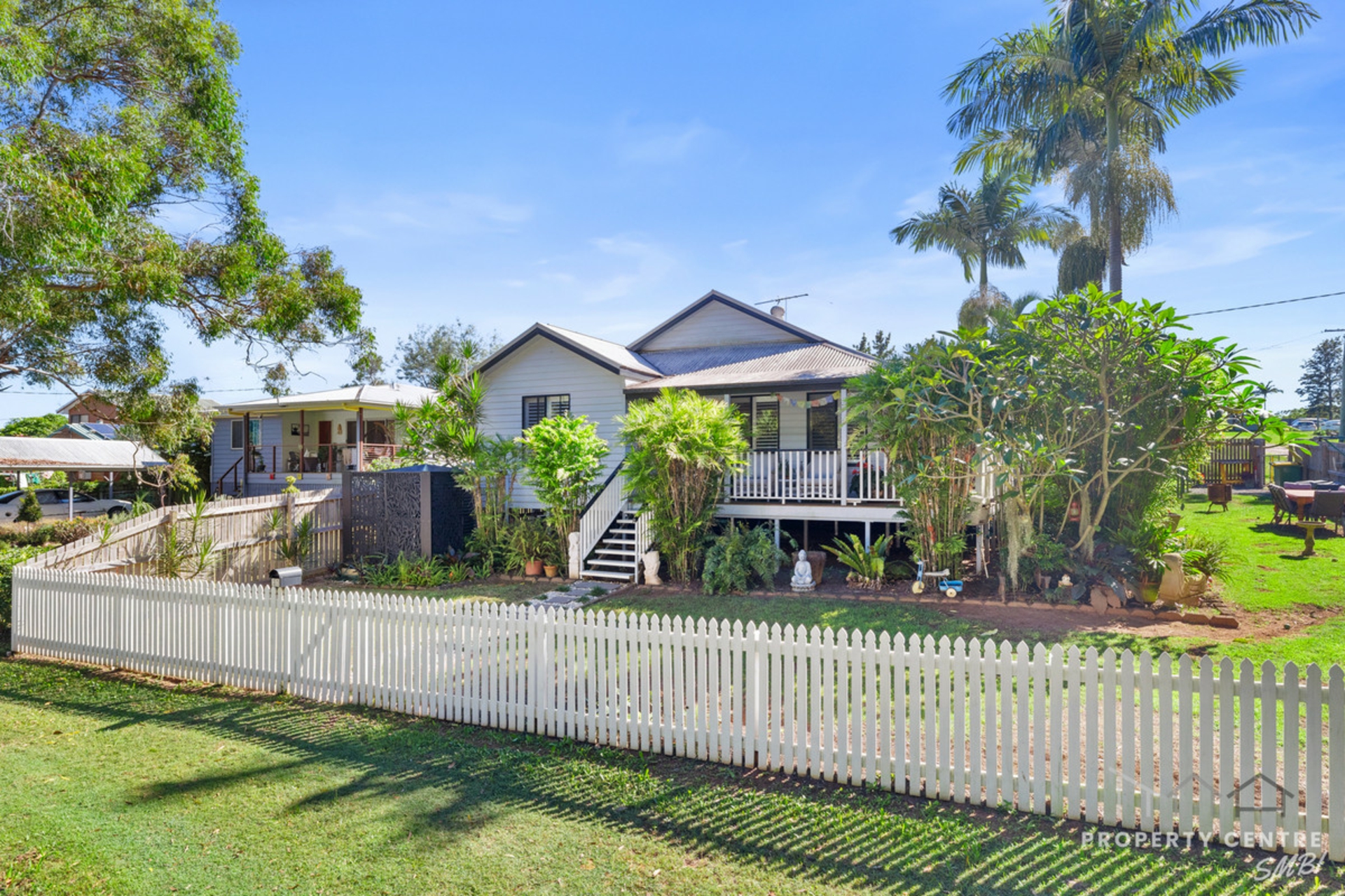 11 Waratah Street, RUSSELL ISLAND