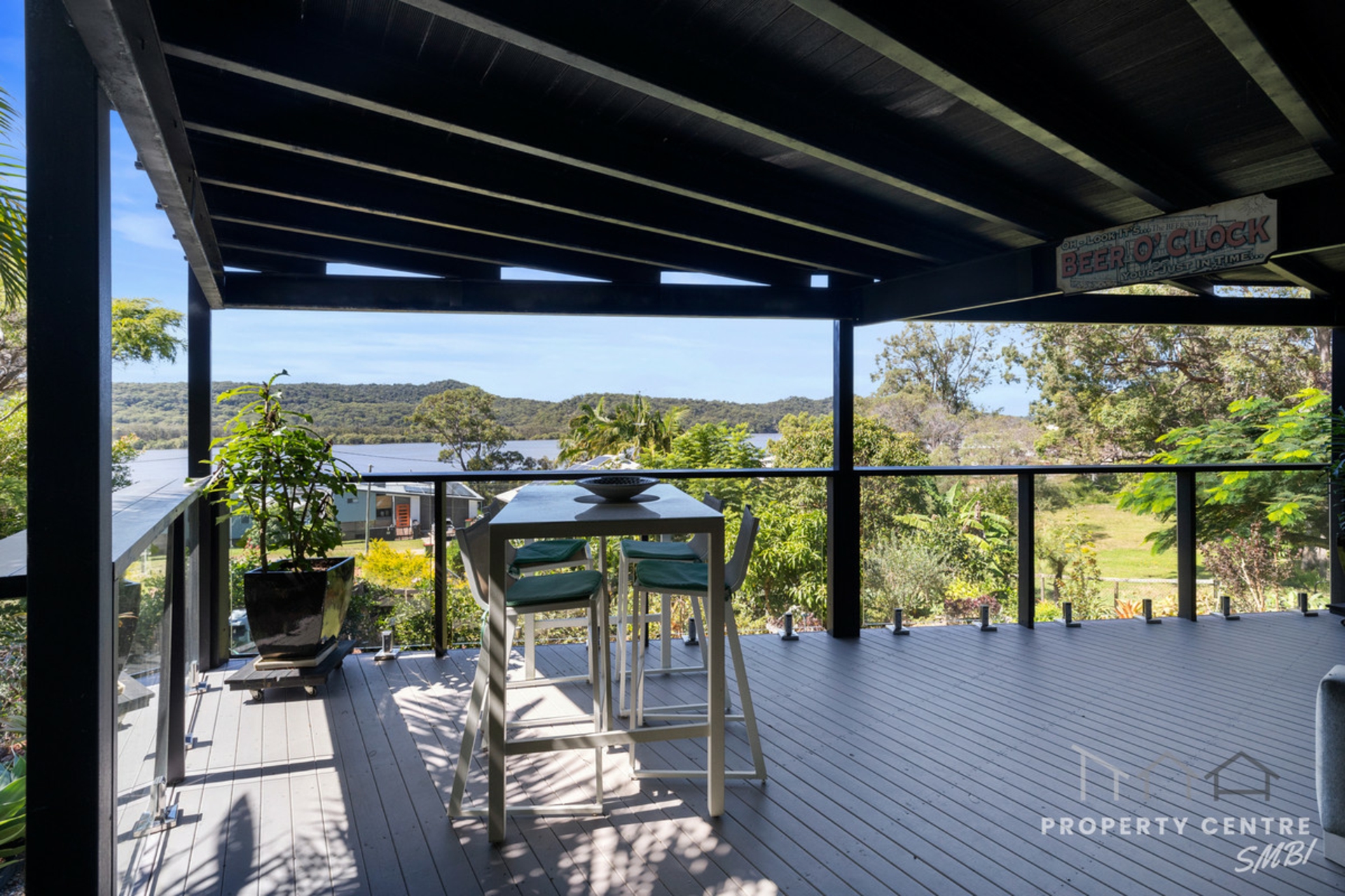 15 Island View Road, RUSSELL ISLAND