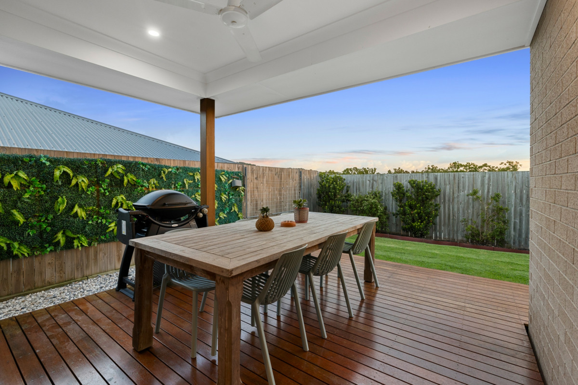 8 Berzins Court, BAHRS SCRUB