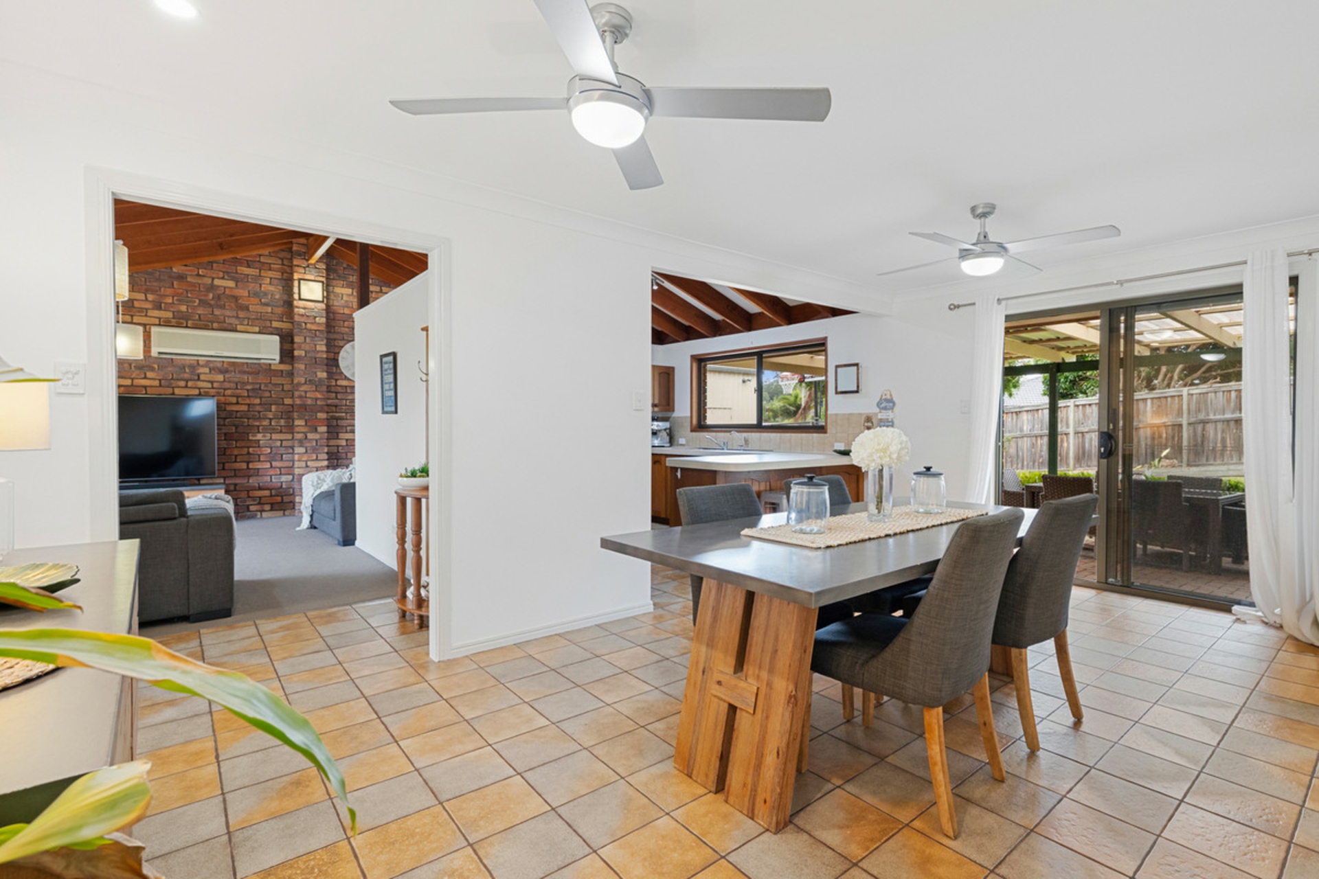 7 Yeovil Court, ALEXANDRA HILLS
