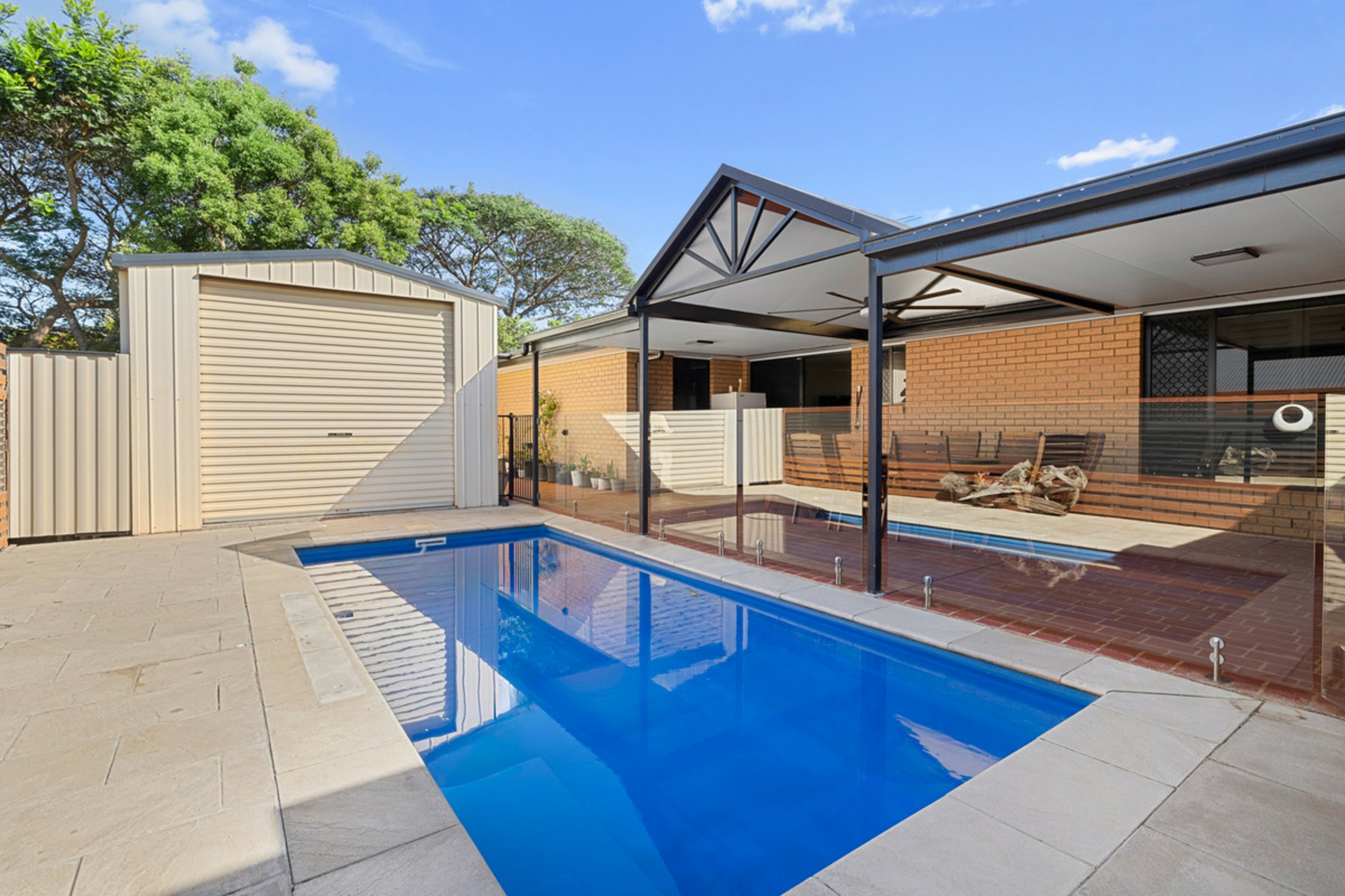 9 Brampton Close, REDLAND BAY